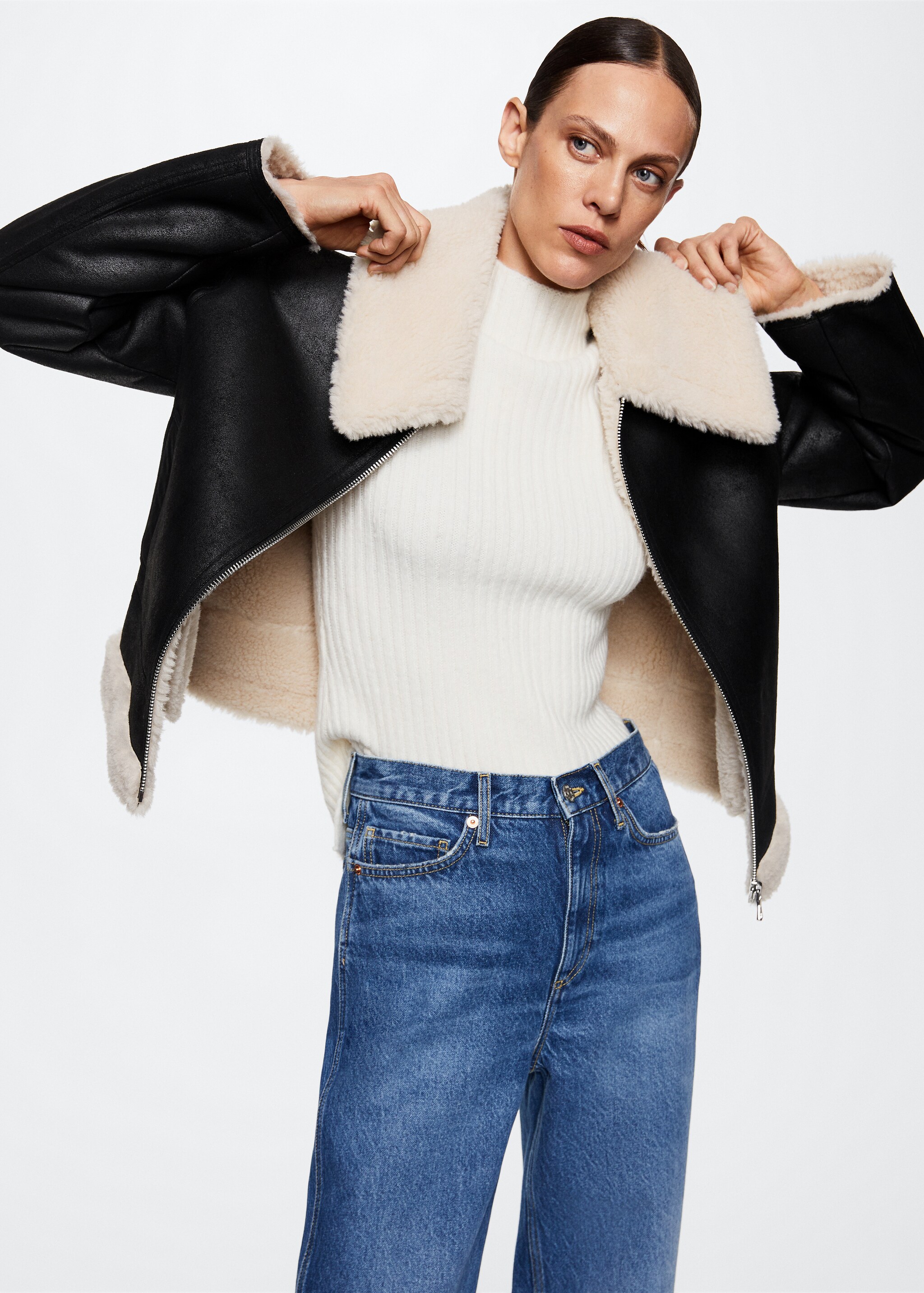 Shearling collar jacket - Details of the article 2