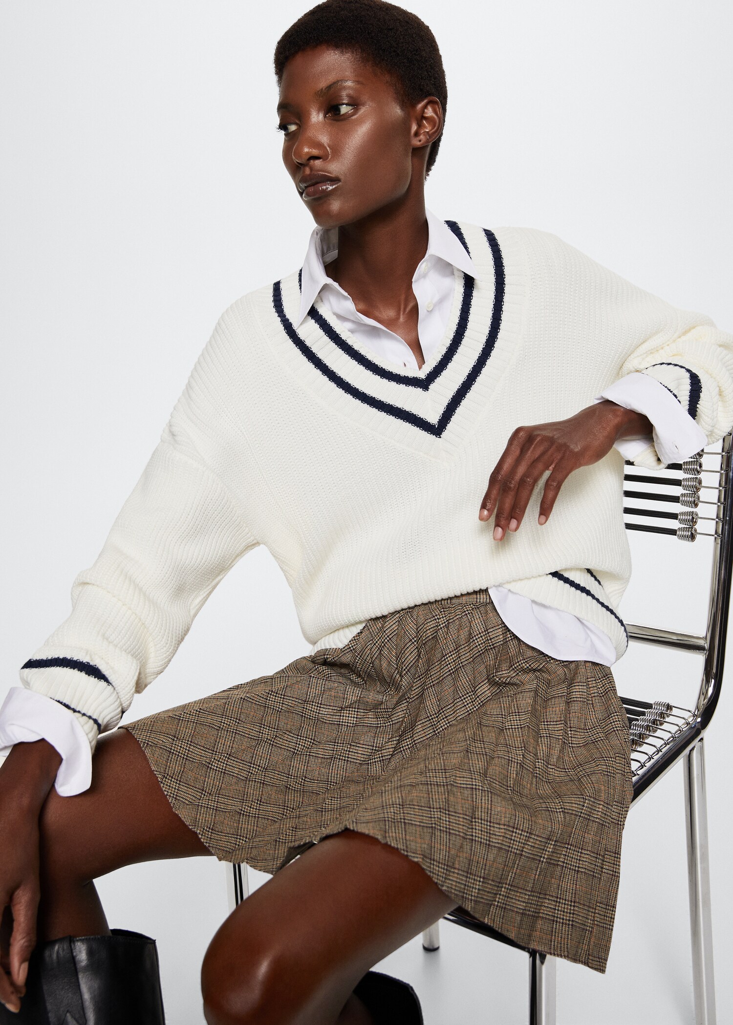 Pleated check skirt - Details of the article 2