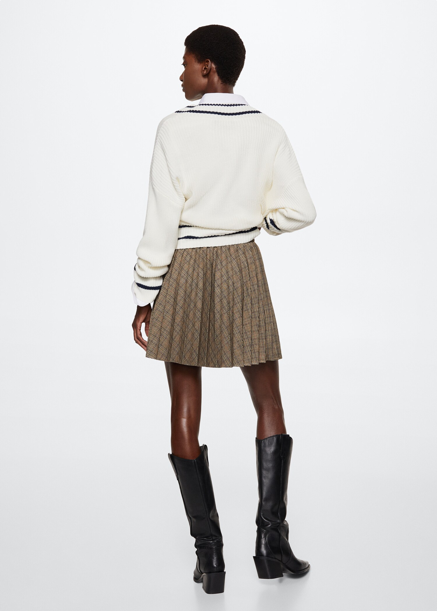 Pleated check skirt - Reverse of the article