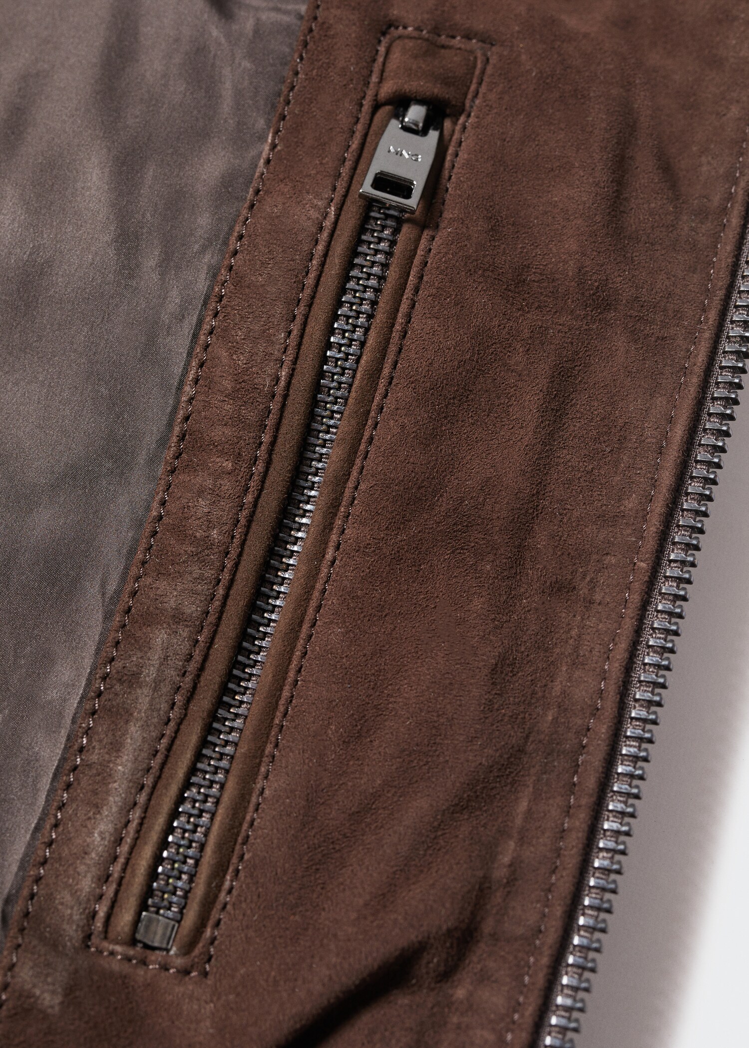 Leather quilted coat - Details of the article 8