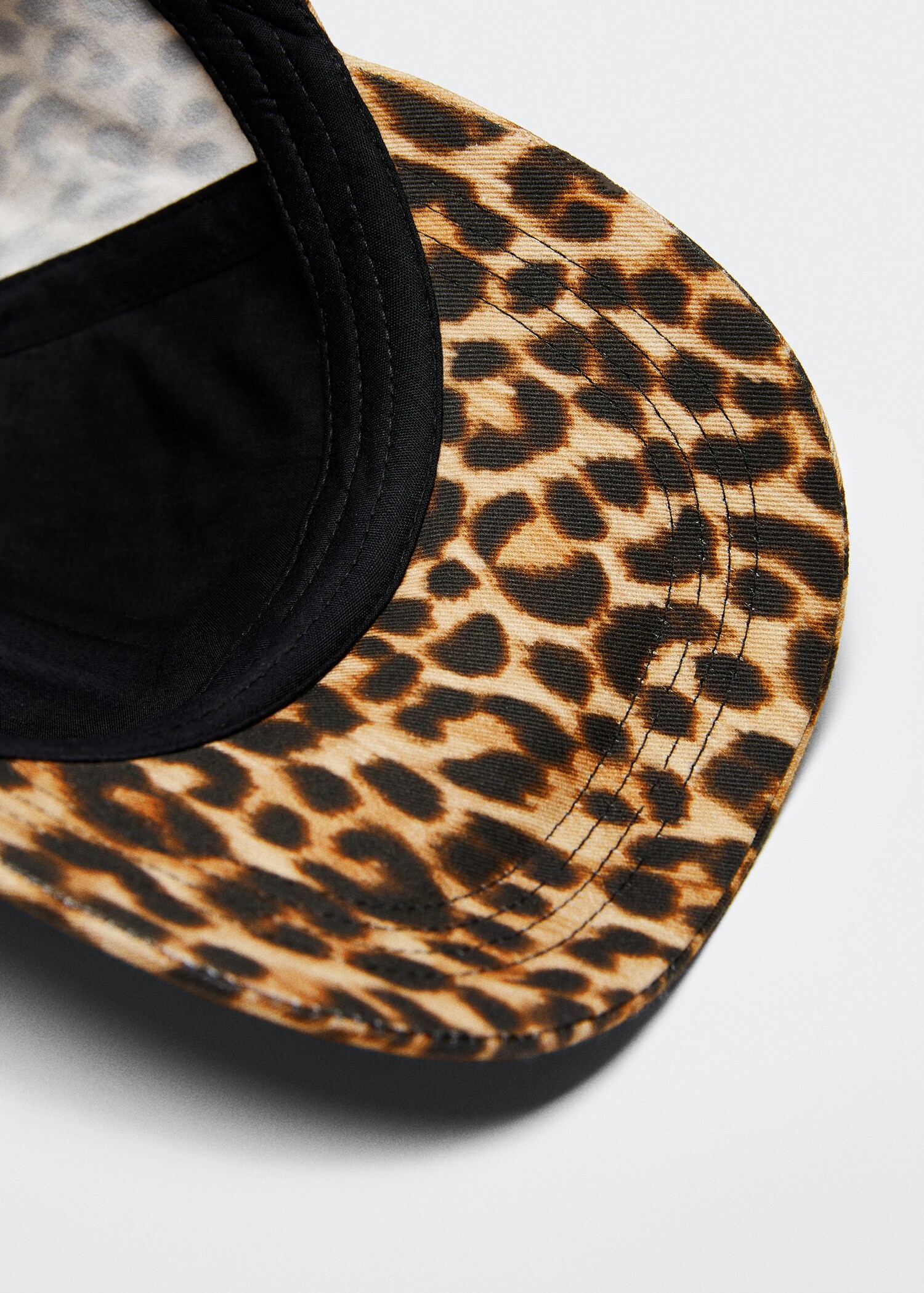 Casquette en imprimé animal - Détail de l'article 2