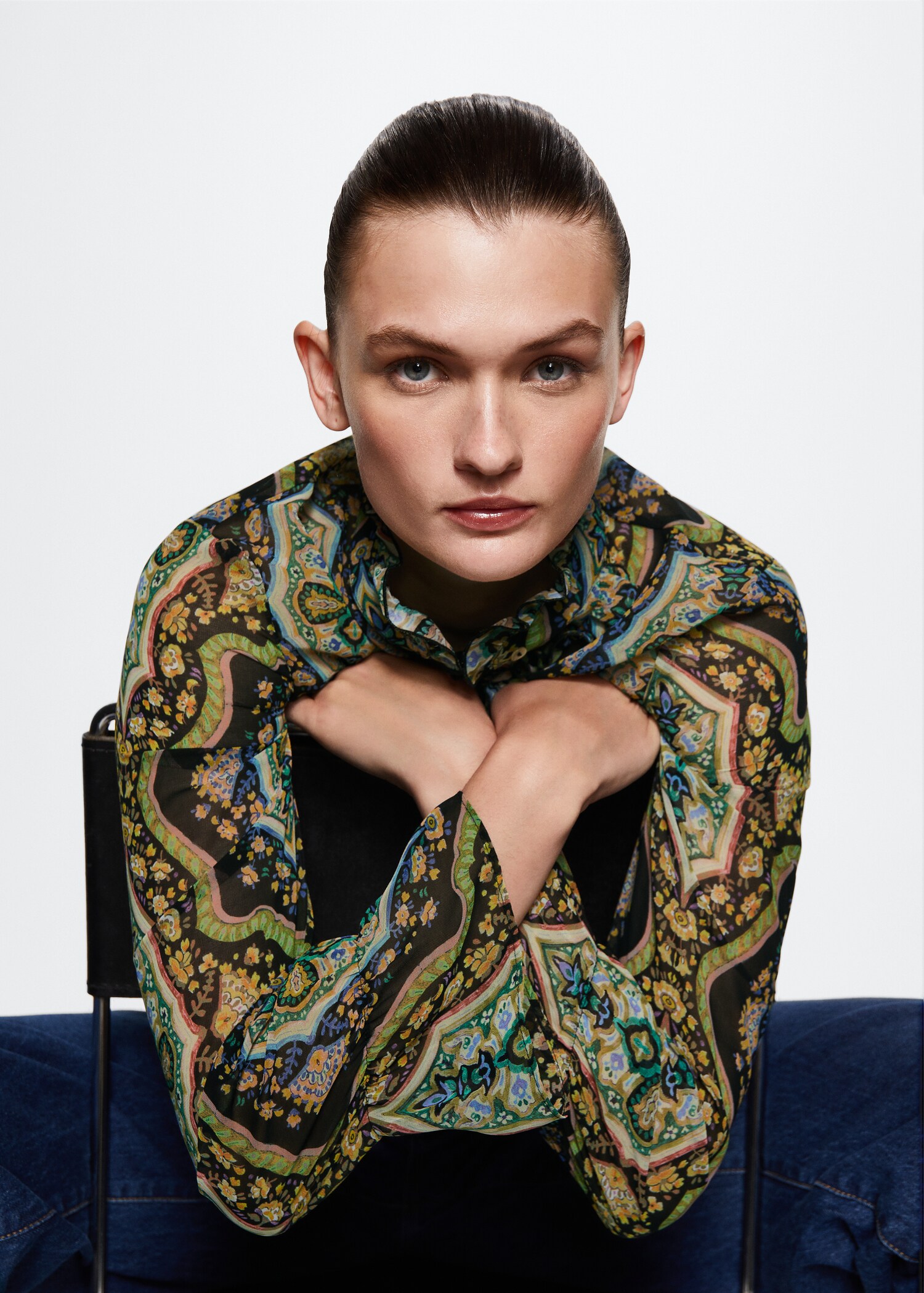 Blusa fluida estampada - Pormenor do artigo 2