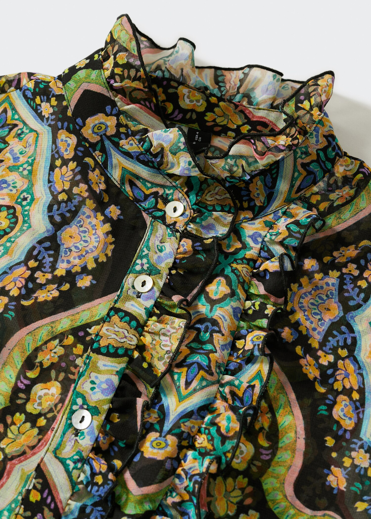 Blusa fluida estampada - Pormenor do artigo 8