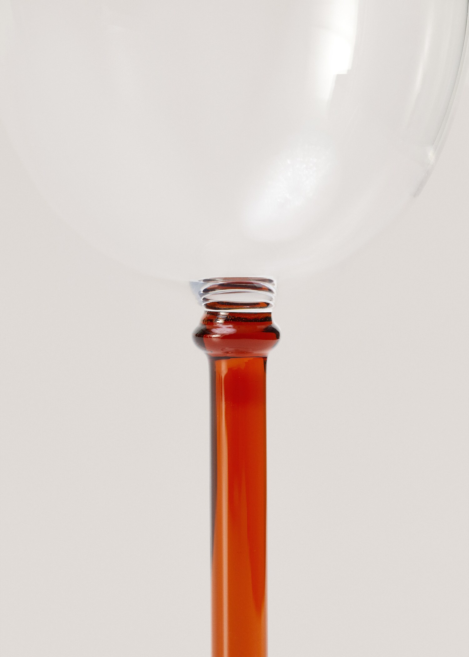 Glas  - Detail van het artikel 2