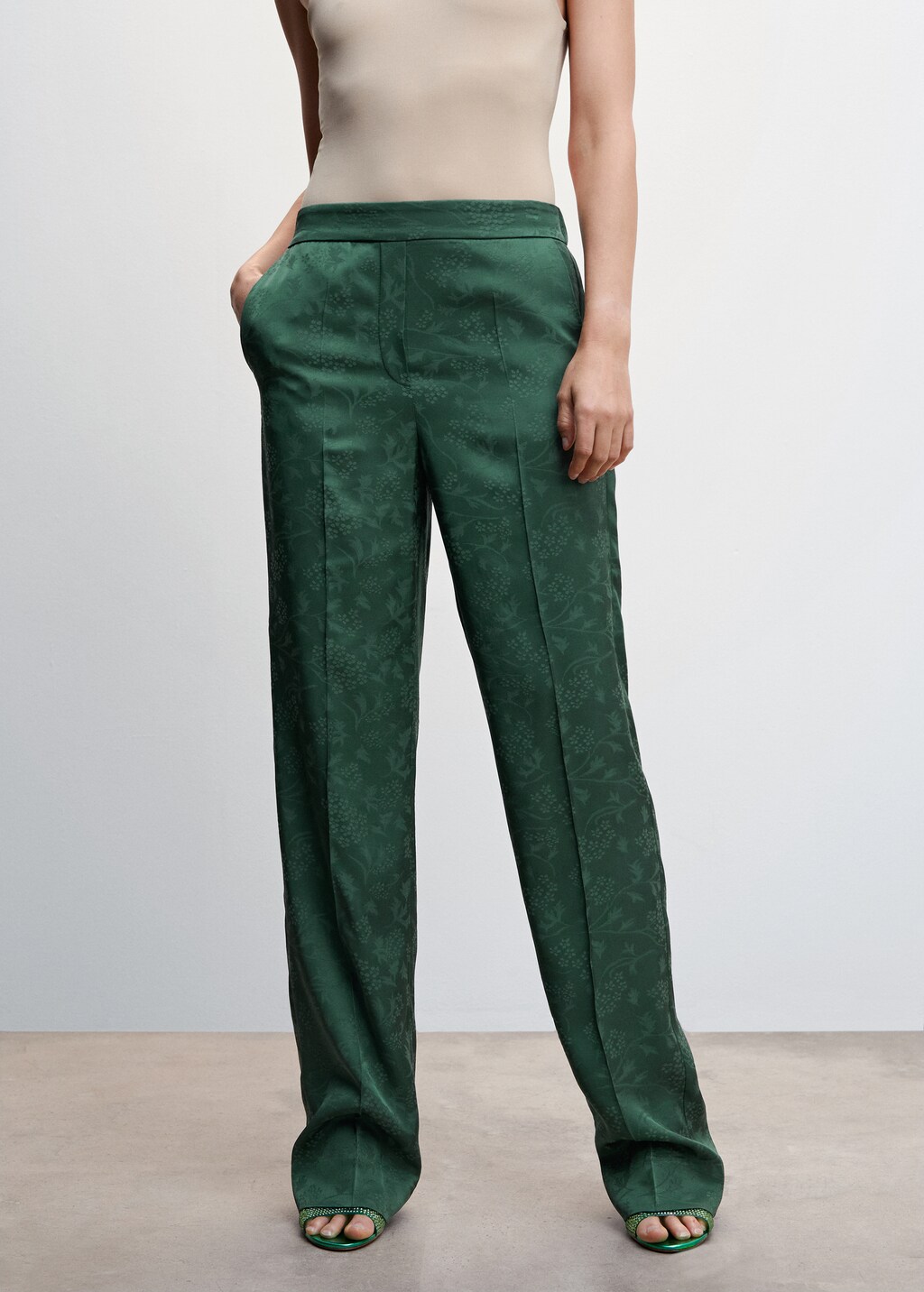 Jacquard suit trousers - Women | MANGO Iran