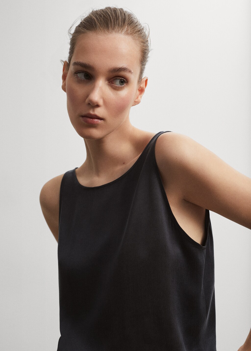 Top de un tirante hotsell