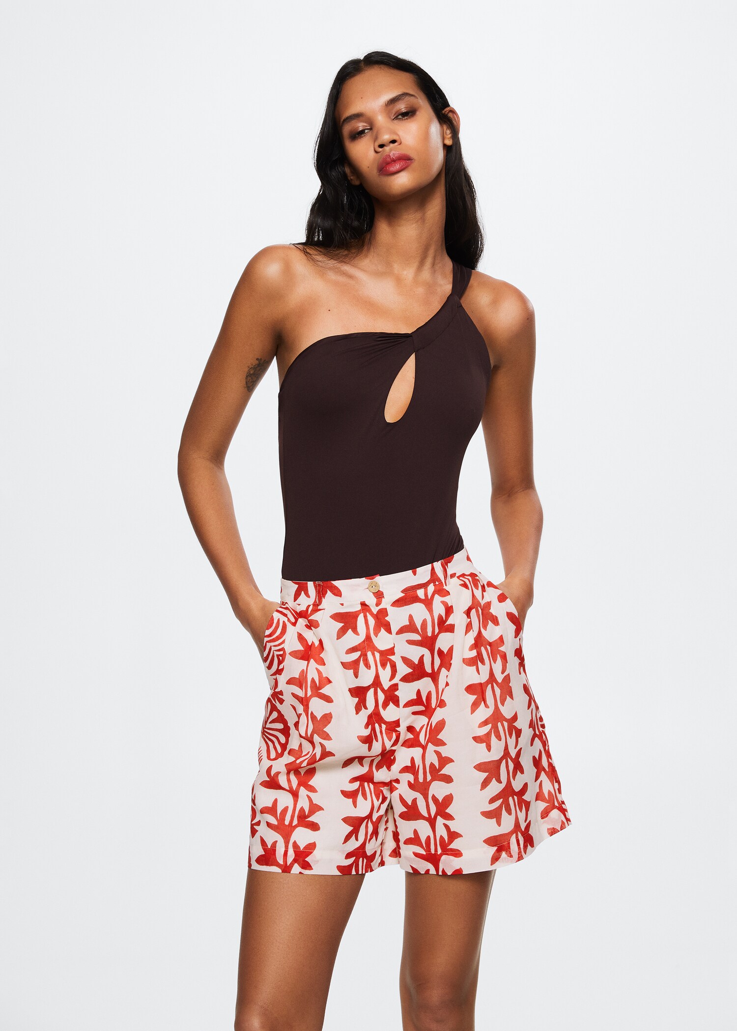 Printed cotton-blend short - Details of the article 1