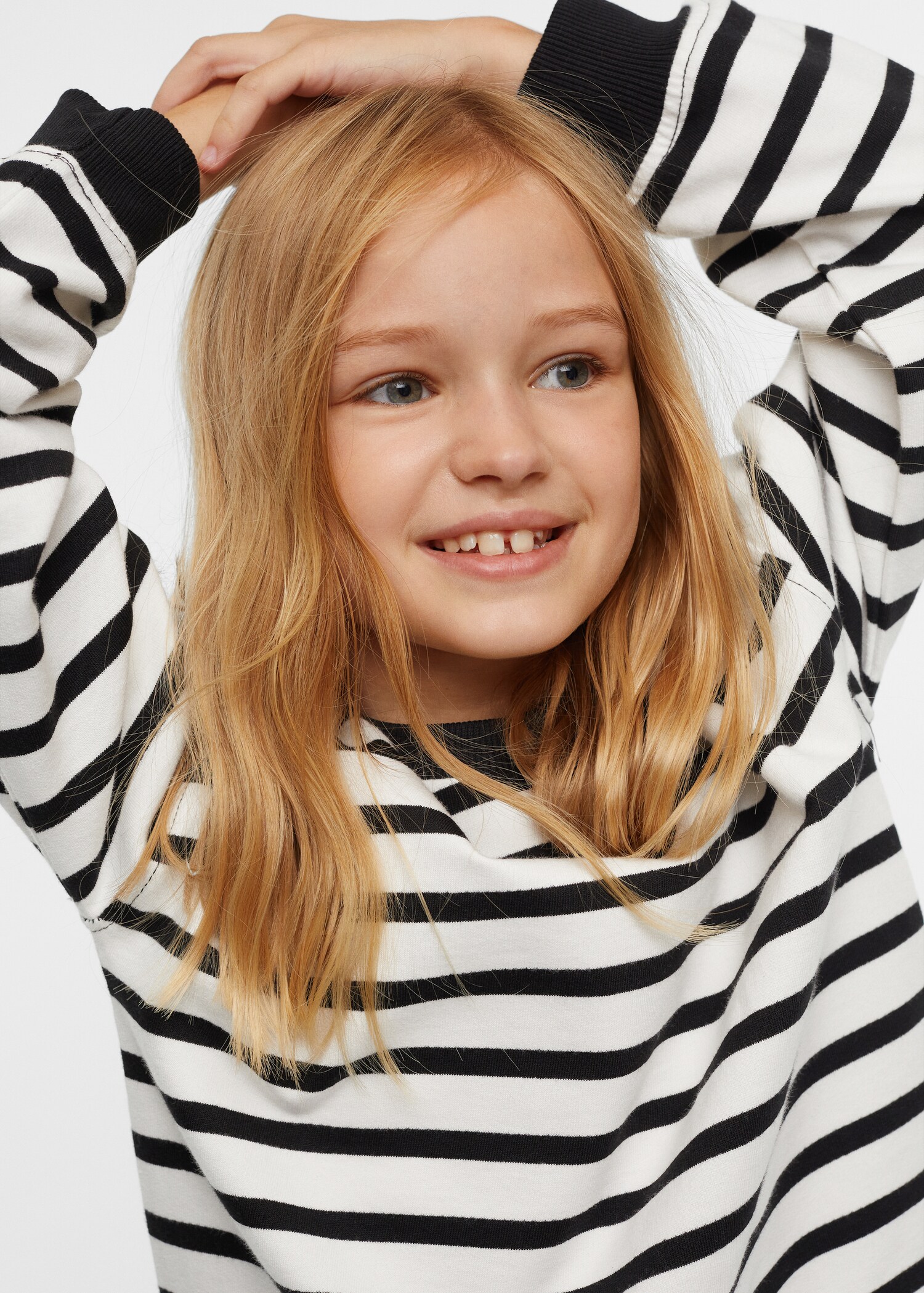 Striped sweatshirt - Details of the article 2