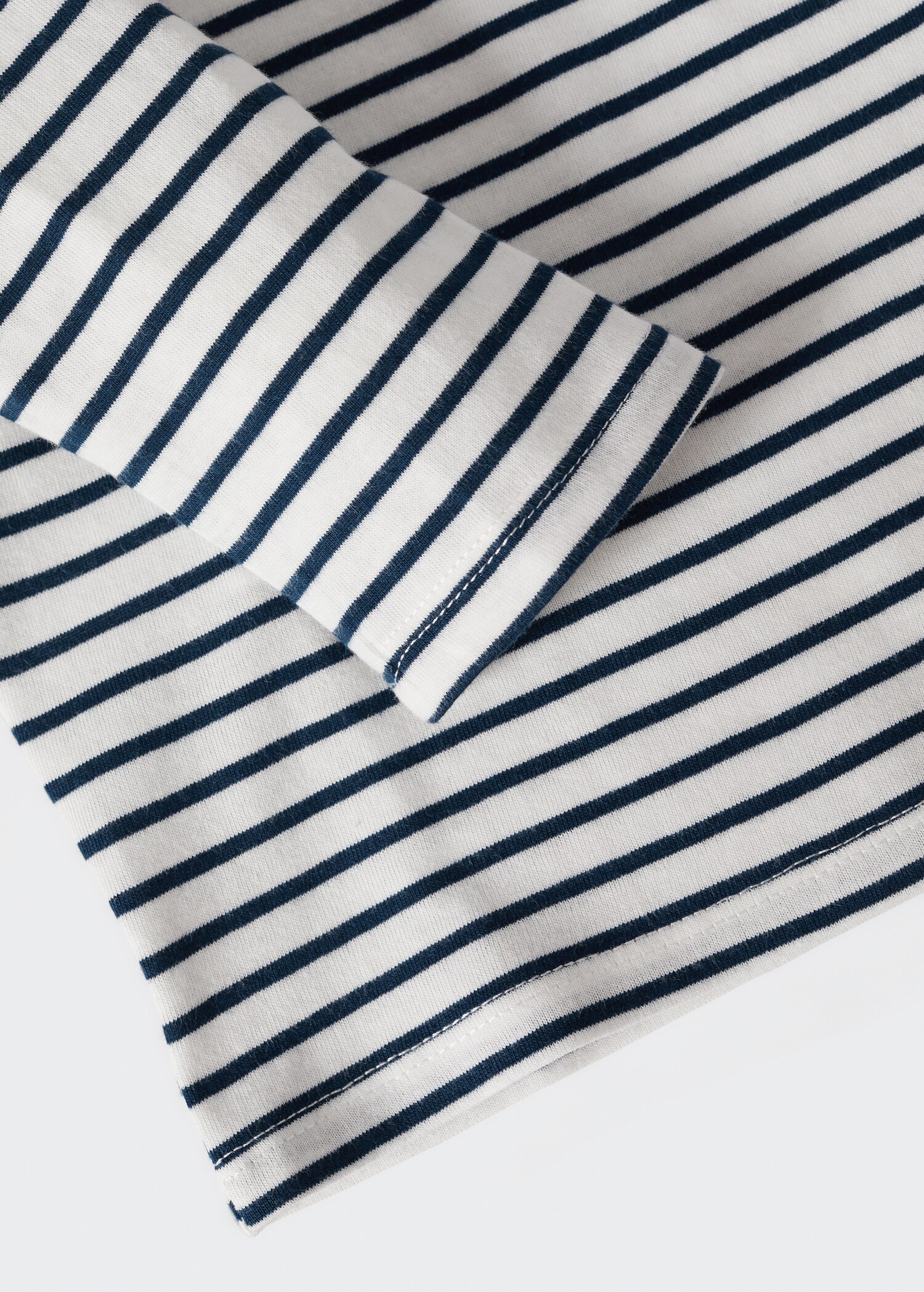 Striped long sleeves t-shirt - Details of the article 9