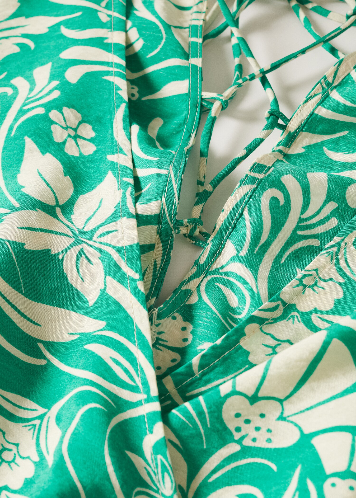Flowy printed dress - Details of the article 8