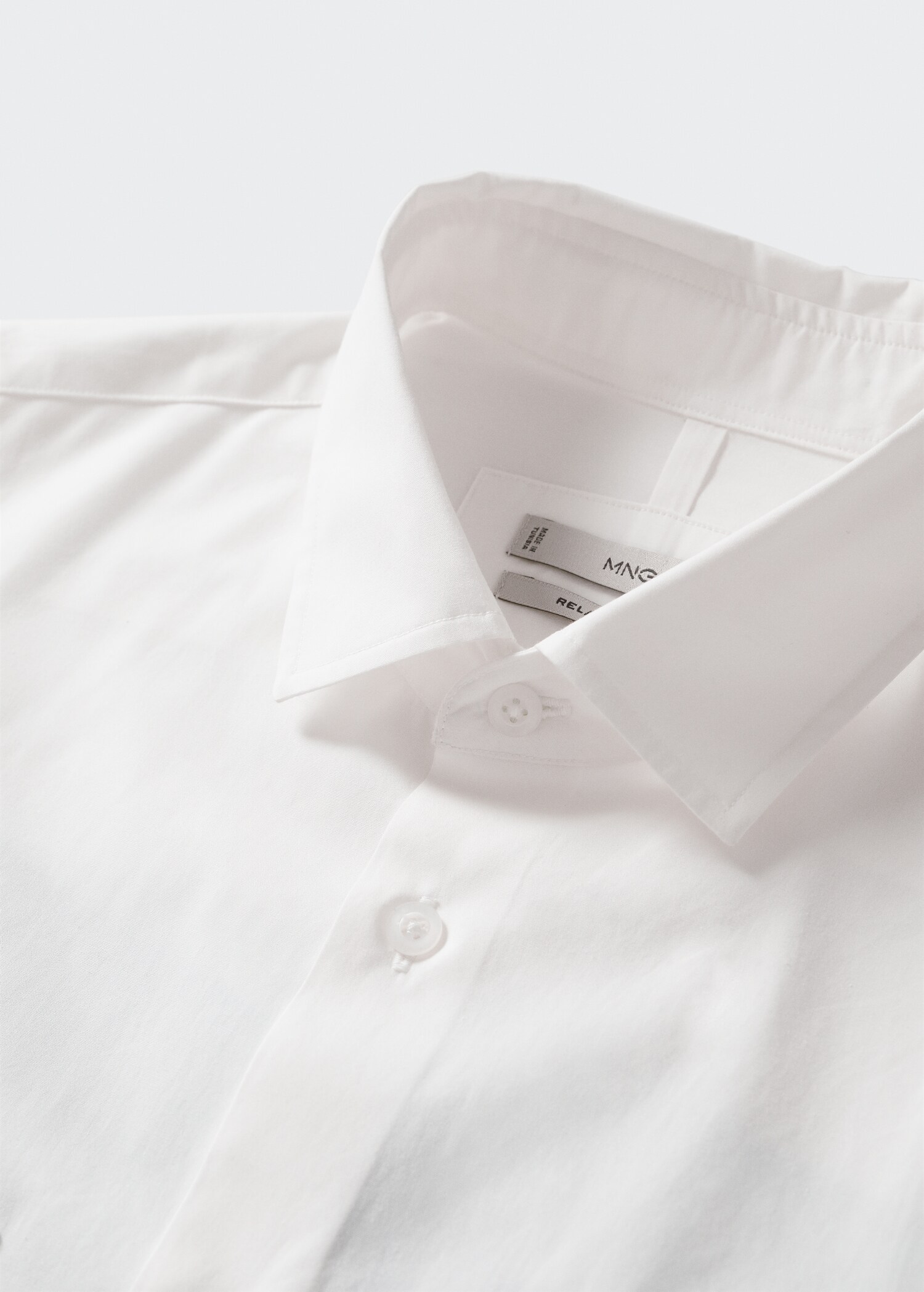 Printed short-sleeved shirt - Details of the article 8