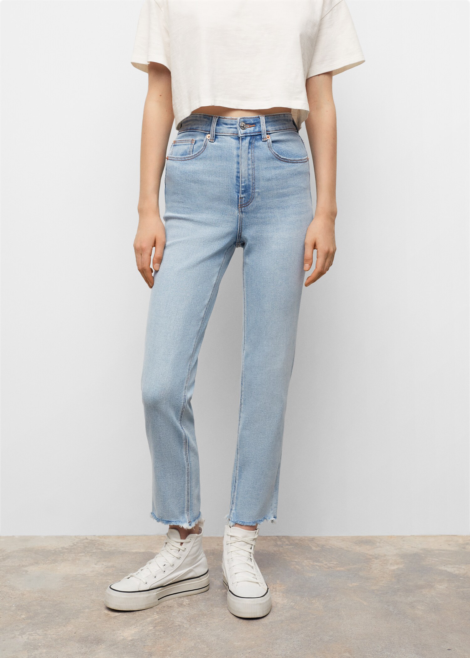 Slim-fit jeans   - Details of the article 1