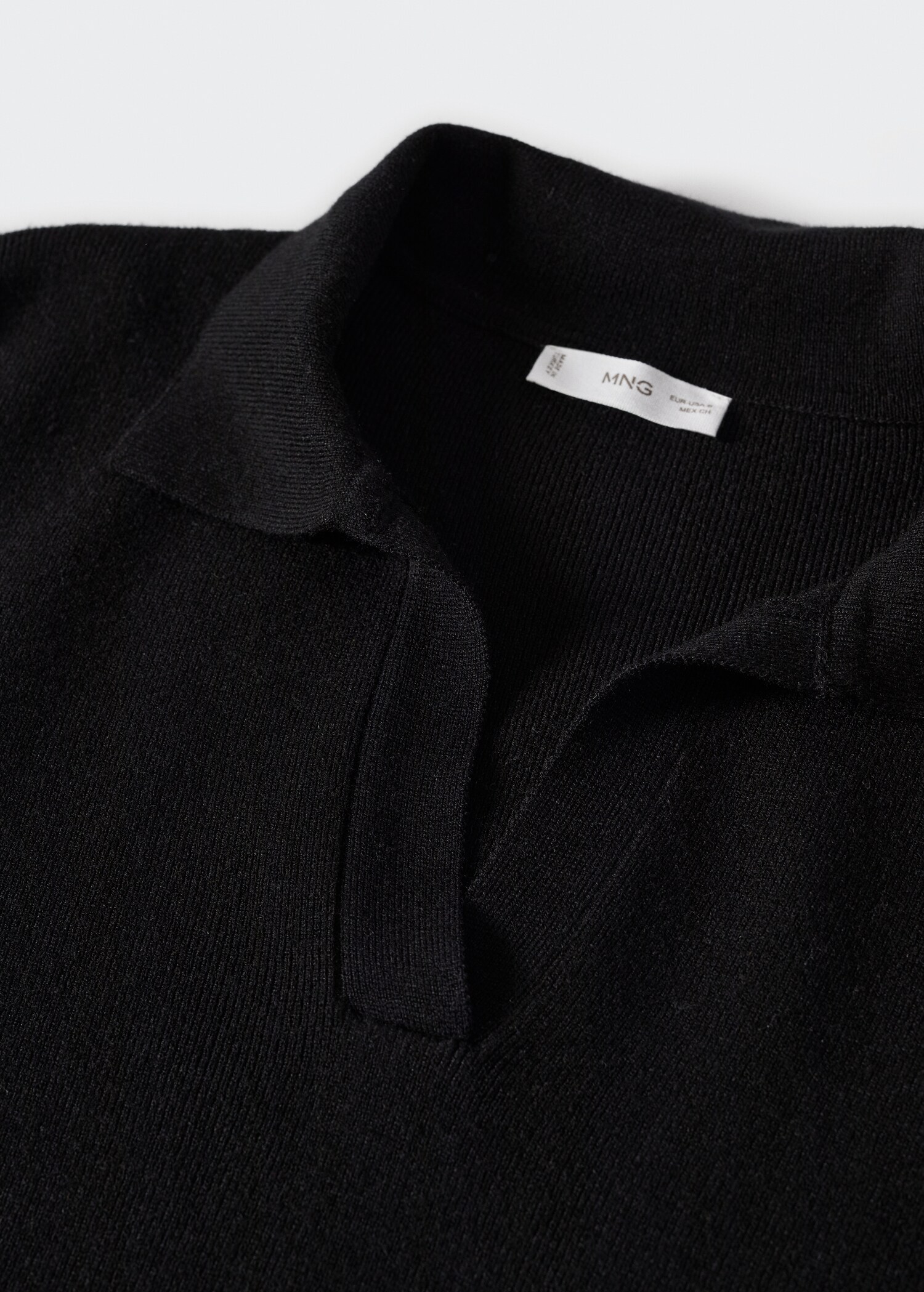 Polo neck sweater - Details of the article 8