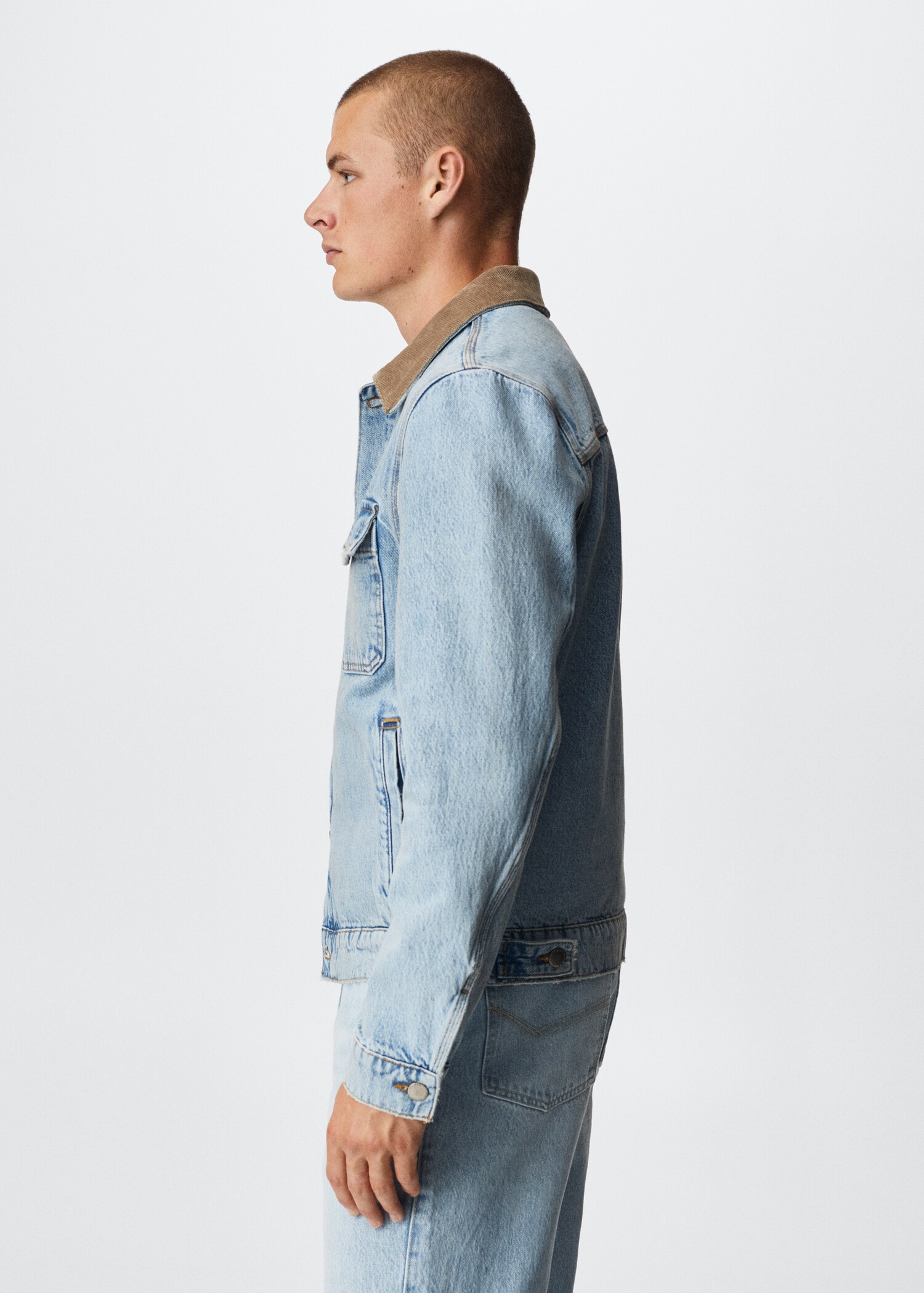 Denim jacket with corduroy collar  - Details of the article 2