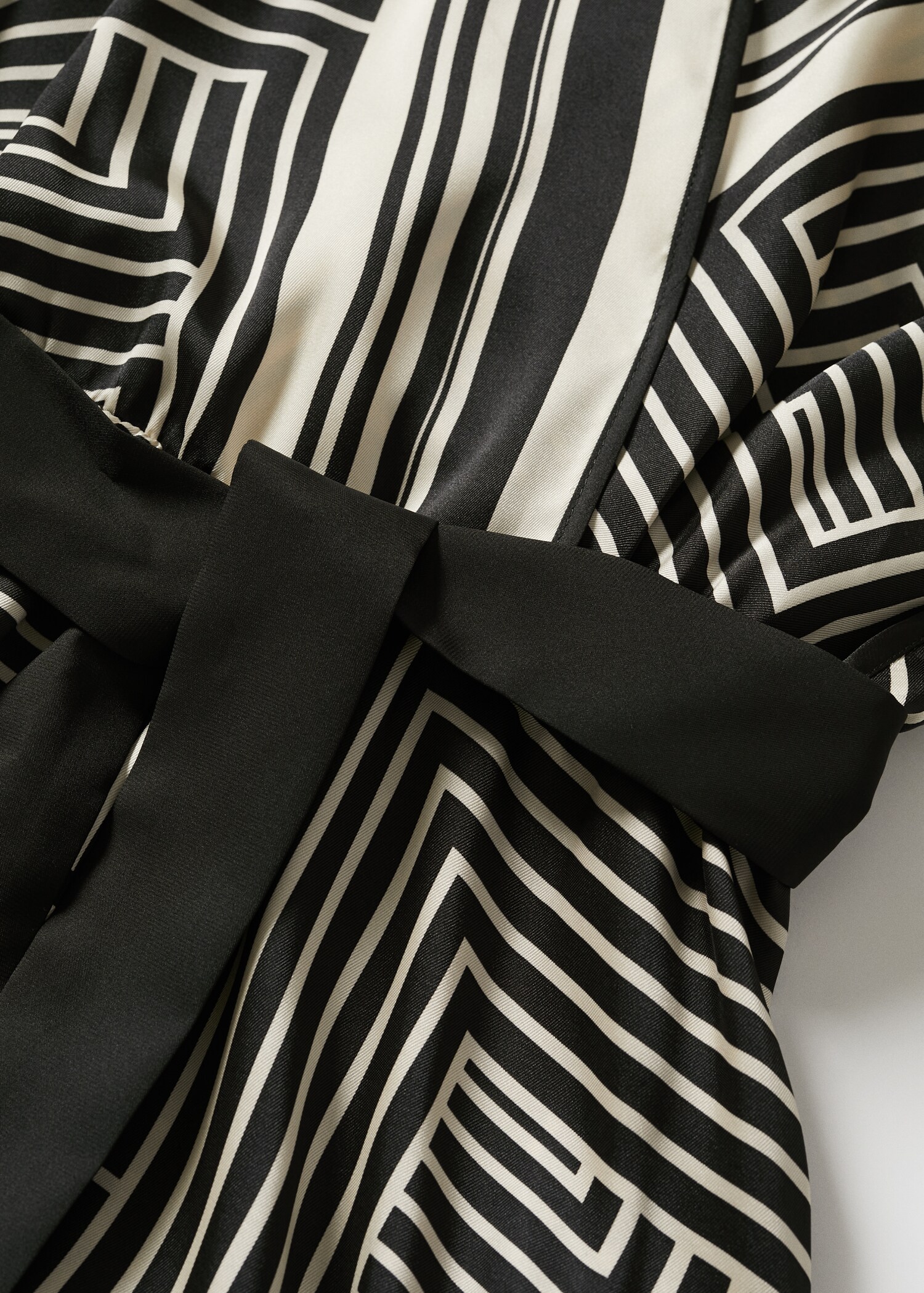Robe à rayures - Détail de l'article 8