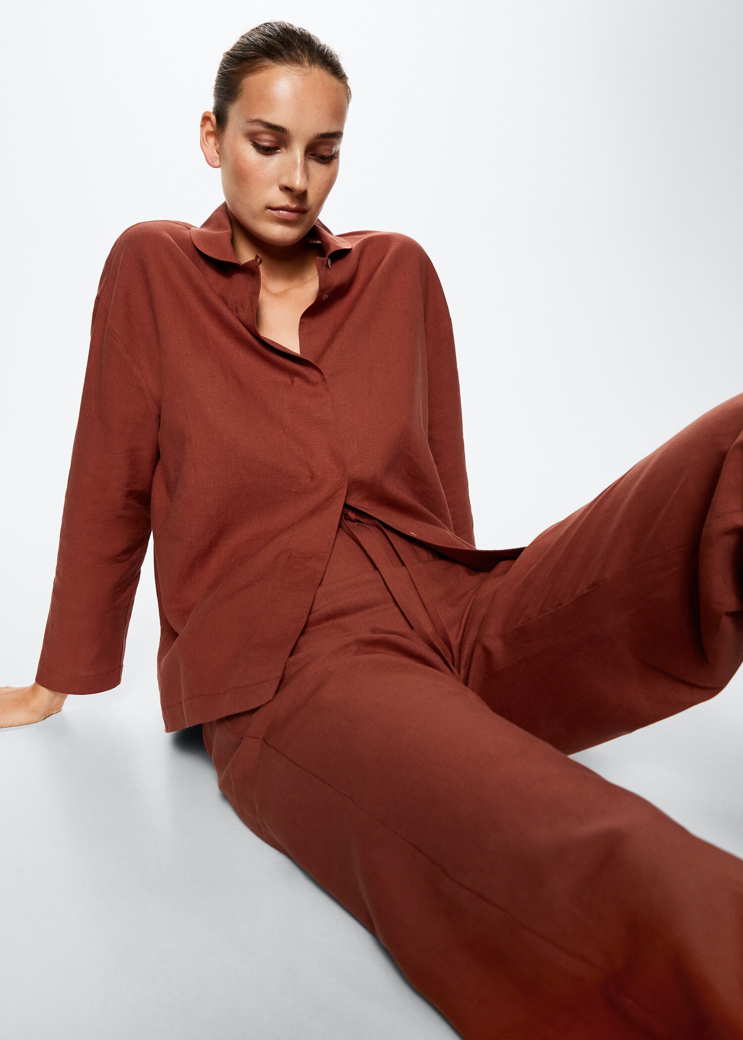 Linen pyjama trousers - Details of the article 2