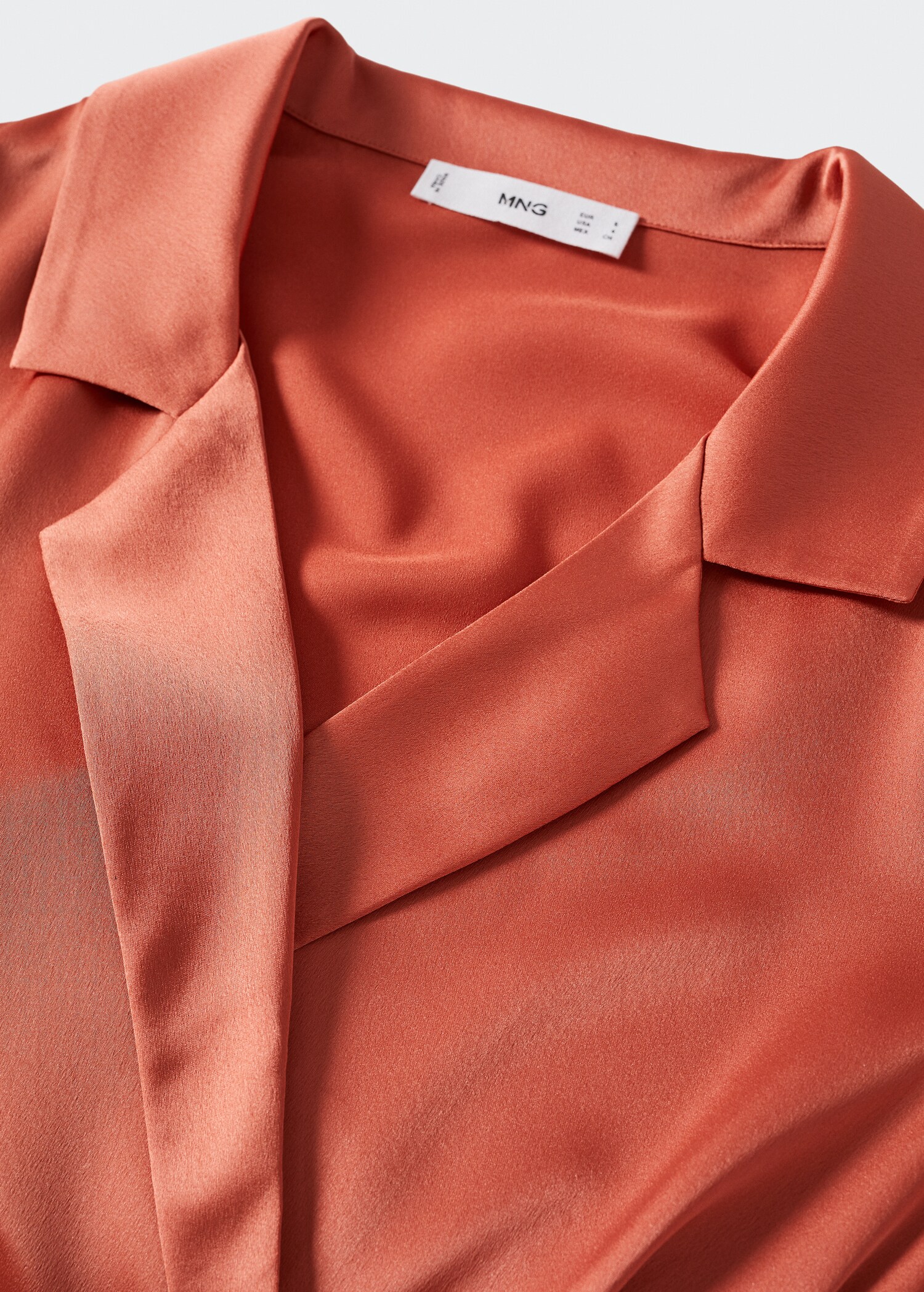 Pleated satin dress - Details of the article 8