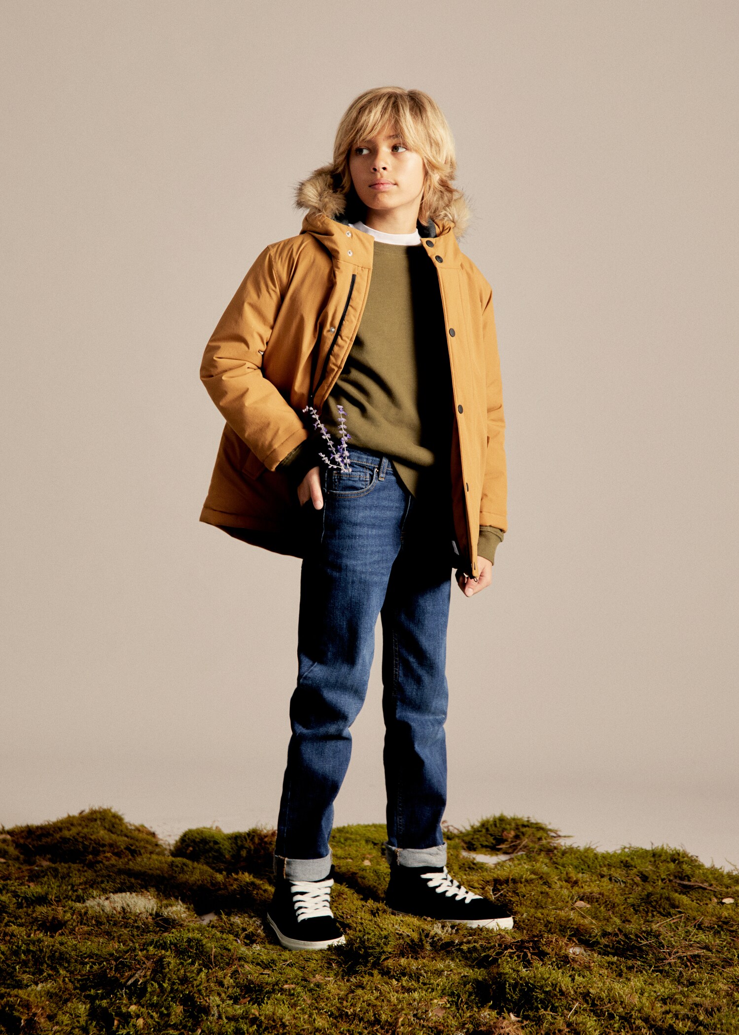 Jeans regular de base com dobra - Pormenor do artigo 5