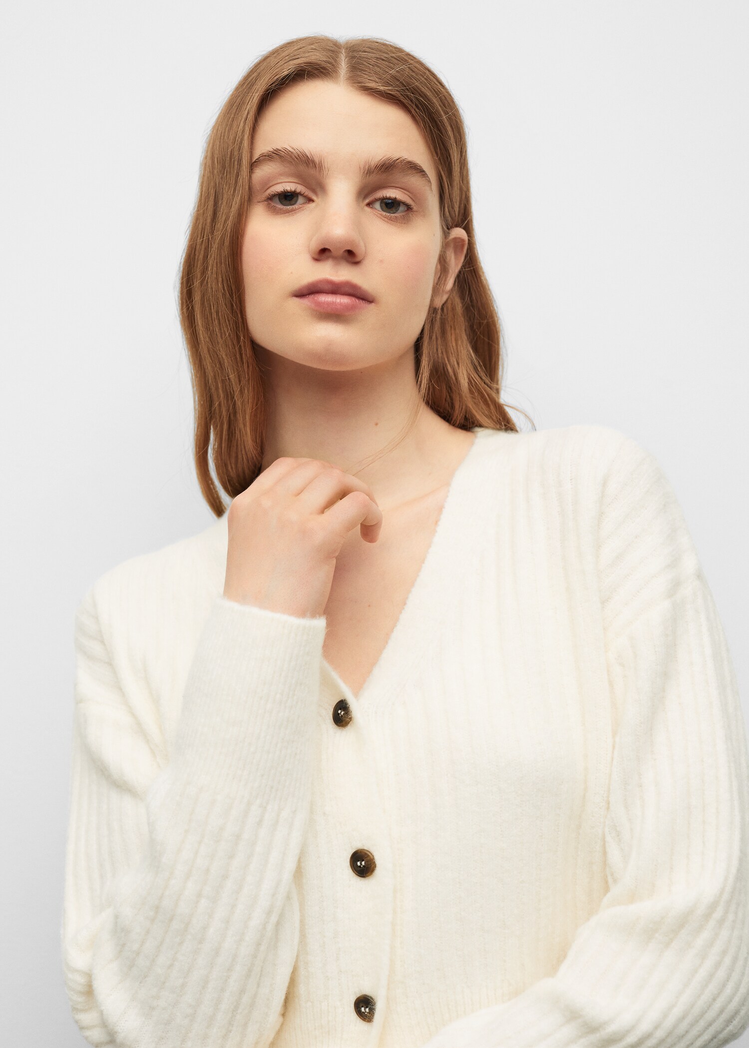 Chenille knitted cardigan - Details of the article 1