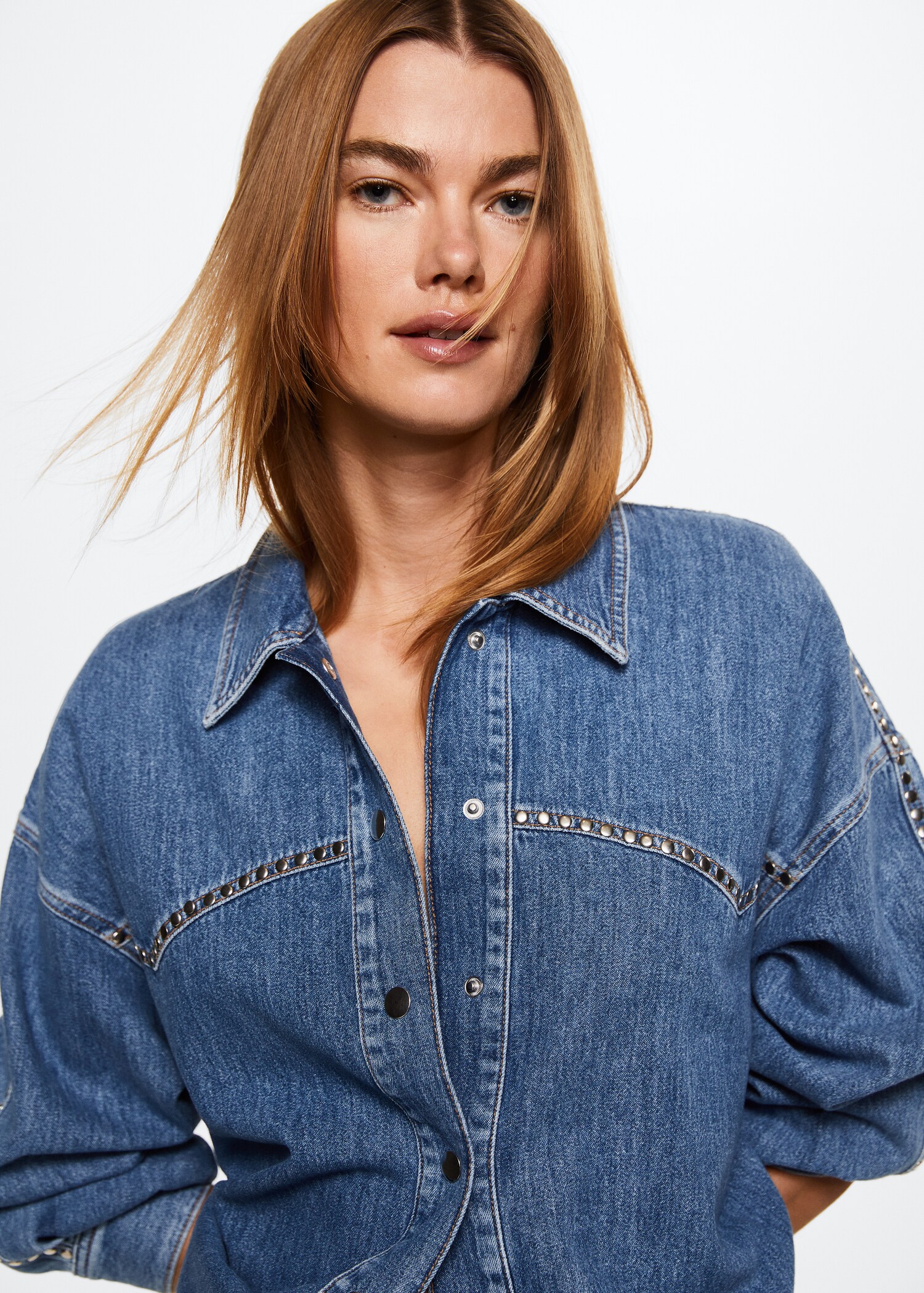 Denim shirt with studs - Details of the article 1