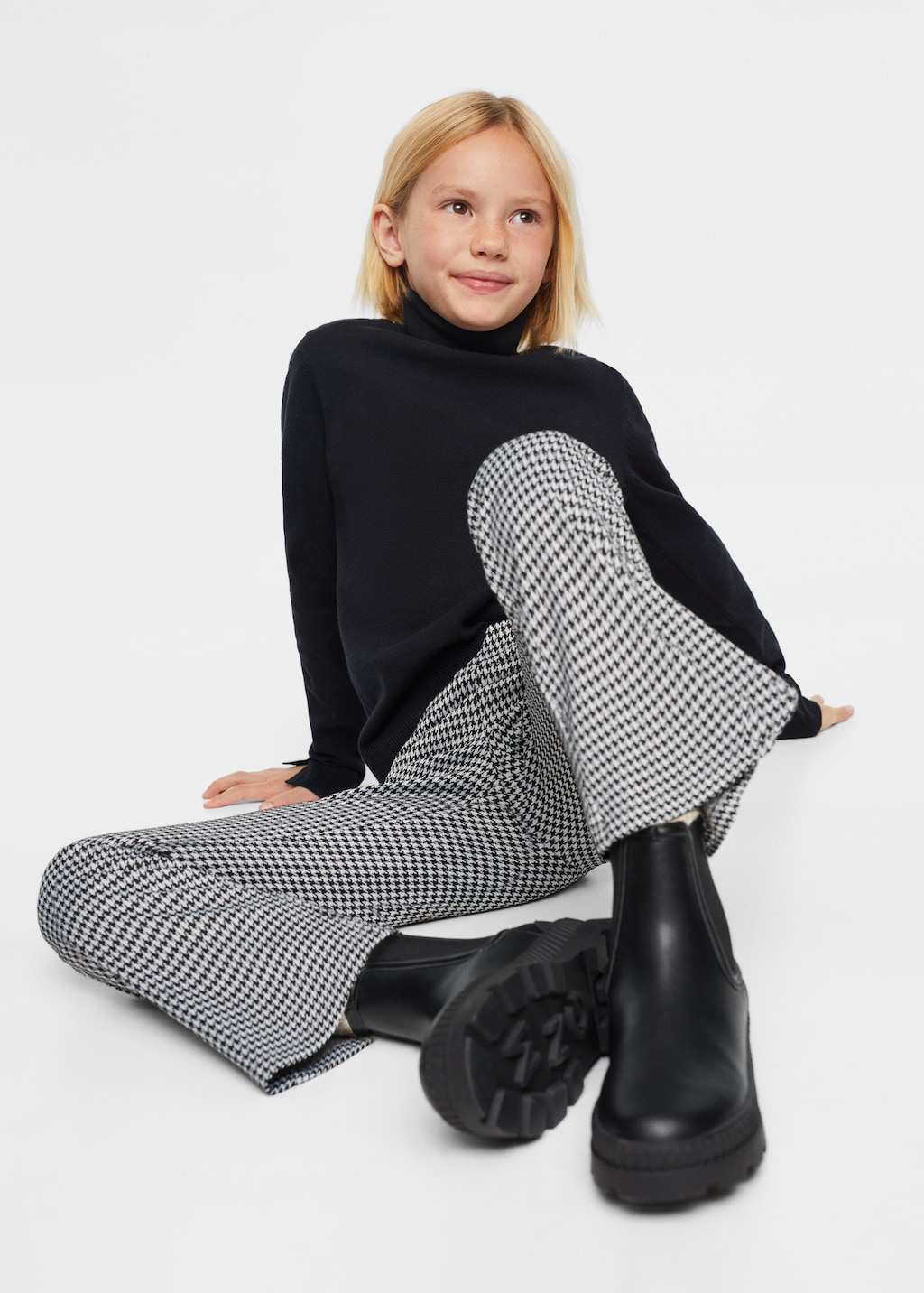 Houndstooth leggings Kids MANGO Iraq