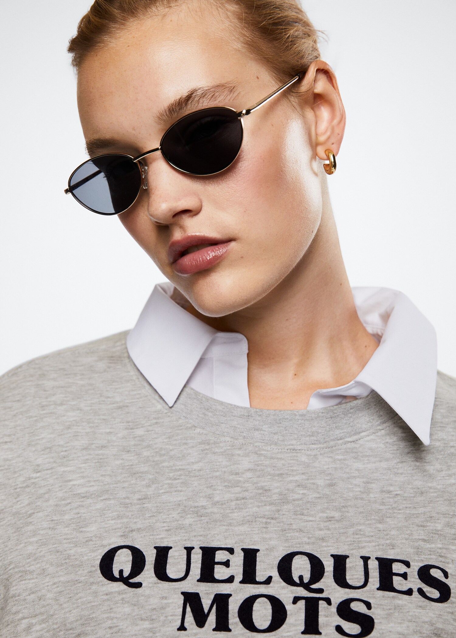 Baumwoll-Sweatshirt mit Aufschrift - Detail des Artikels 4