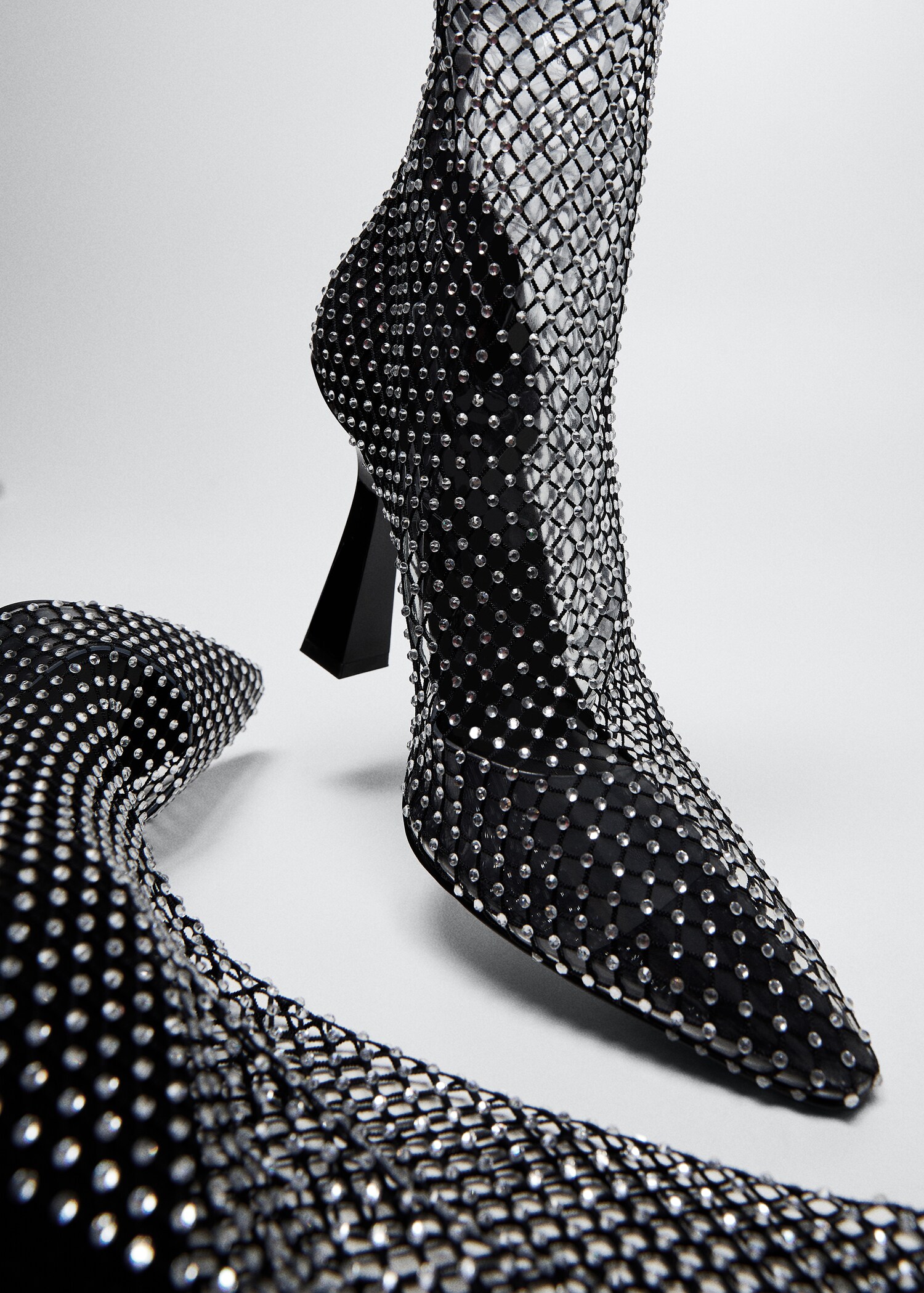 Mesh heel ankle boots - Details of the article 5