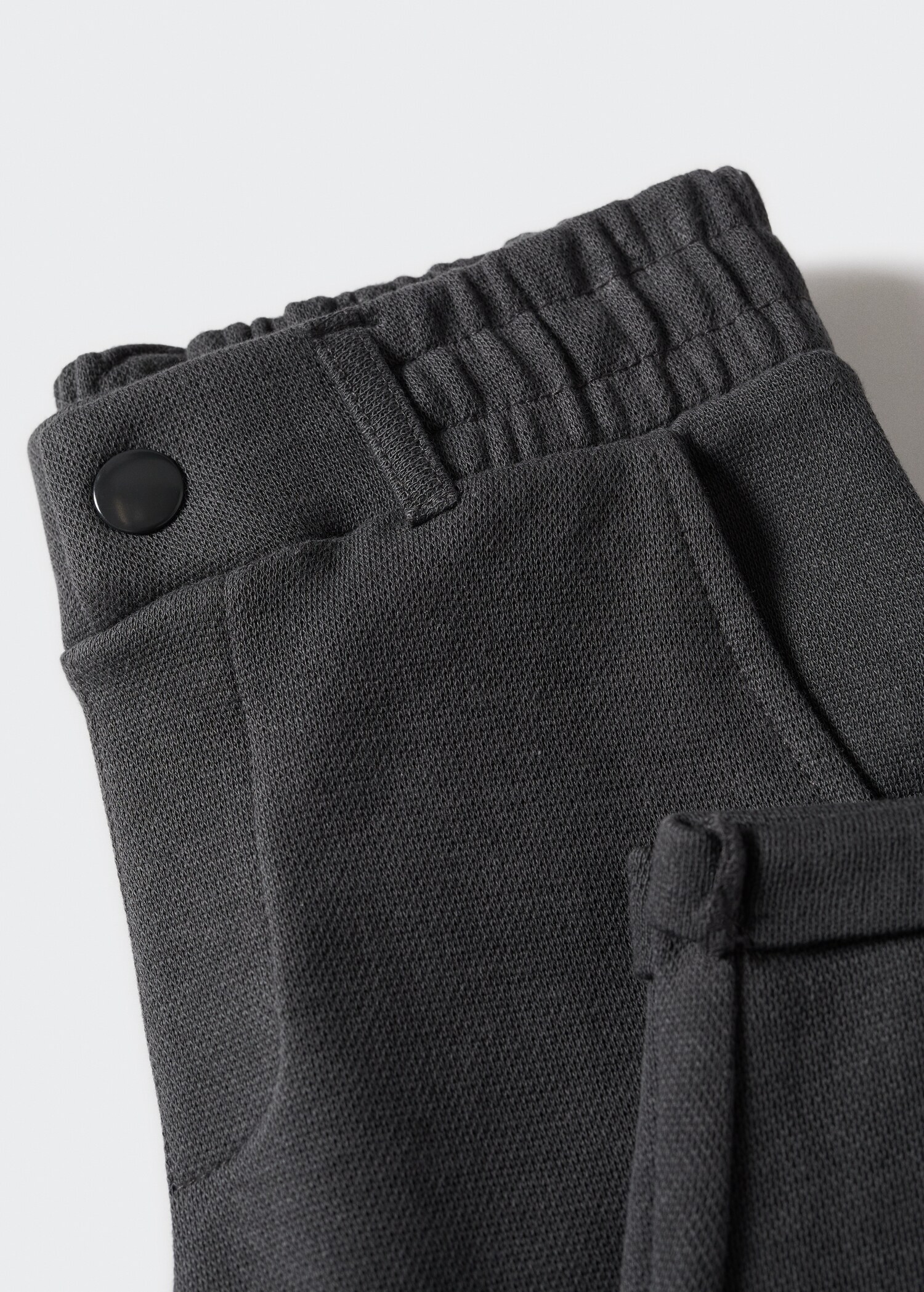 Straight trousers with elastic waist - Details of the article 8