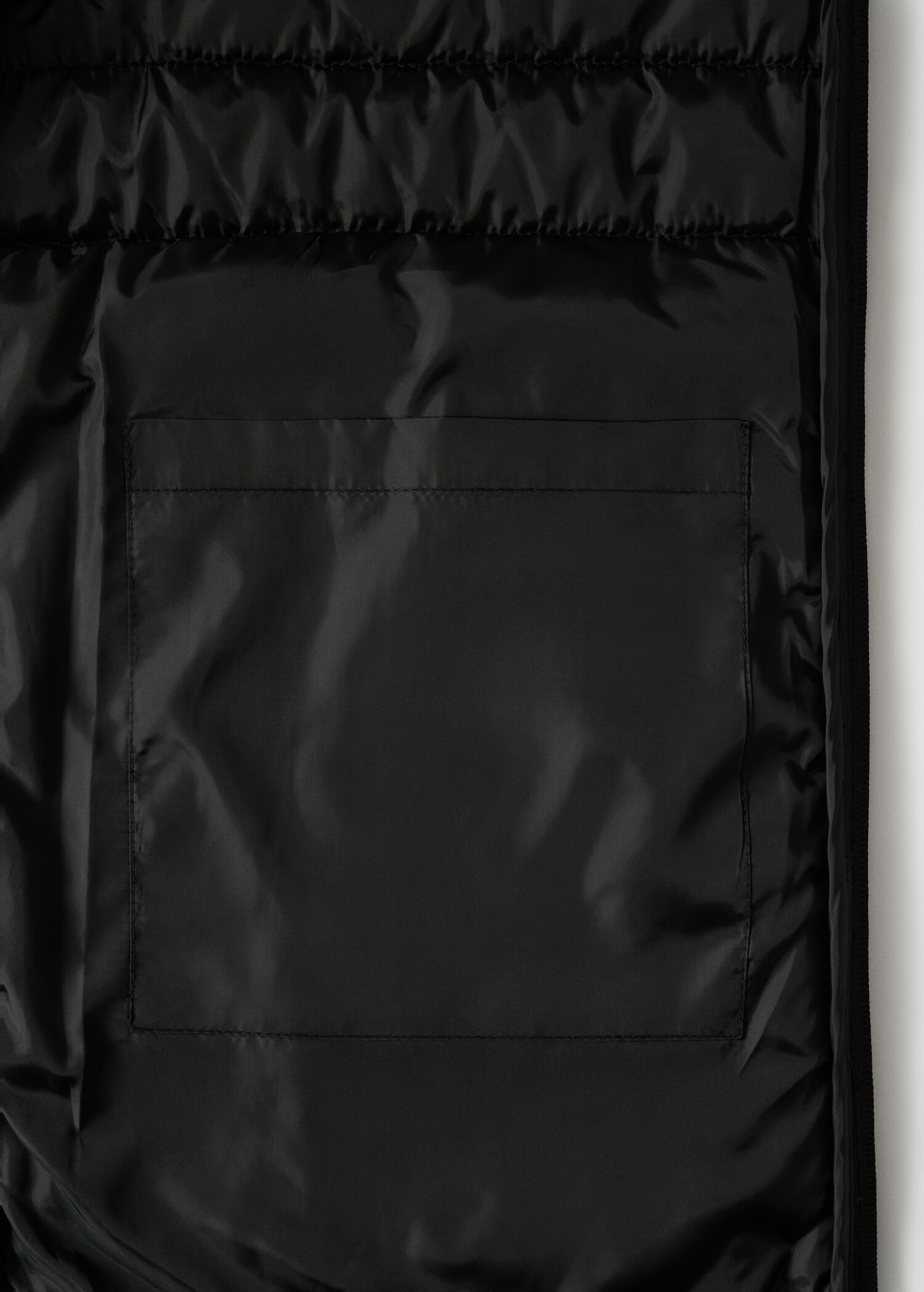 Padded jacket with knit sleeves - Details of the article 8