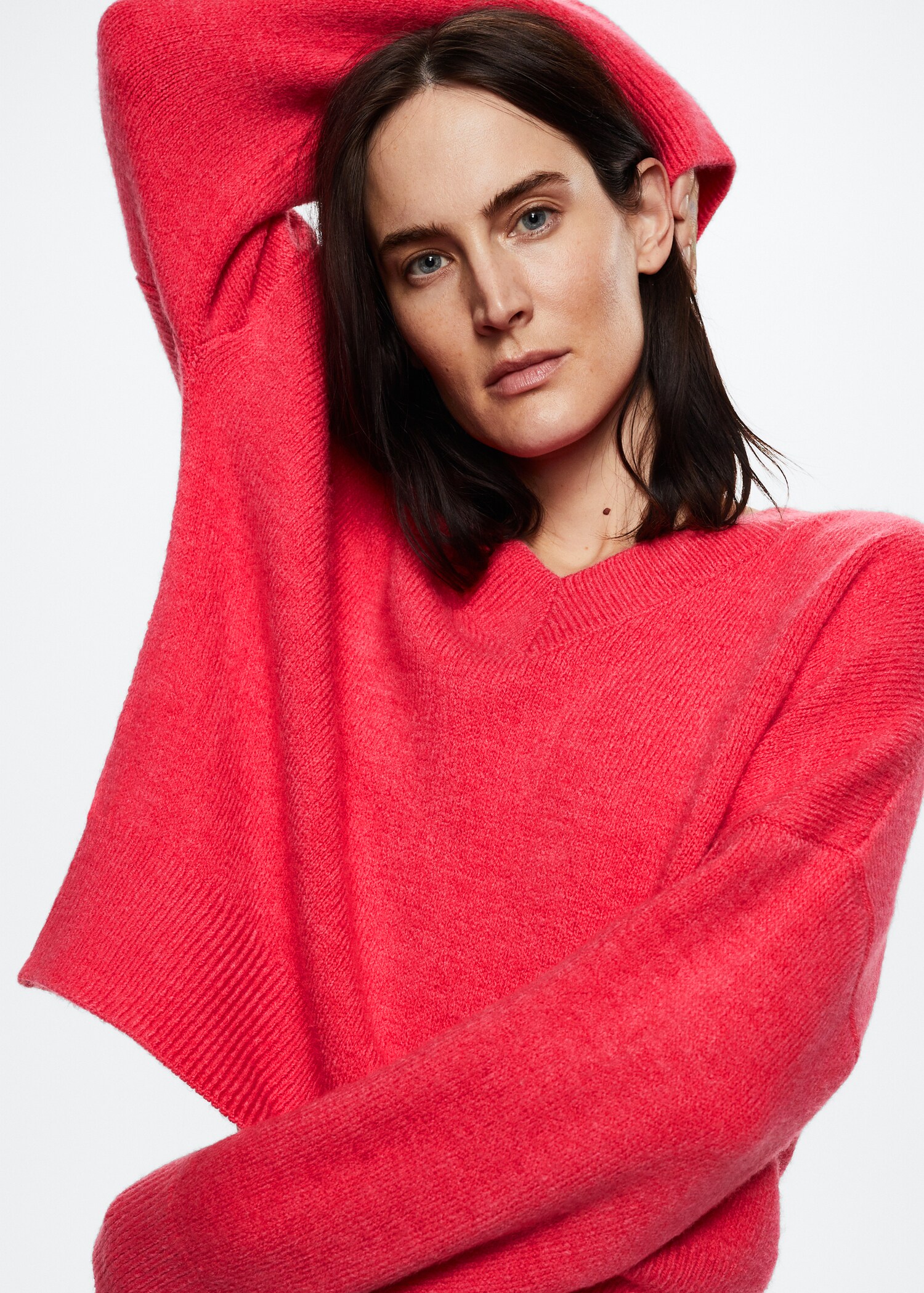 V-neck knit sweater - Details of the article 1