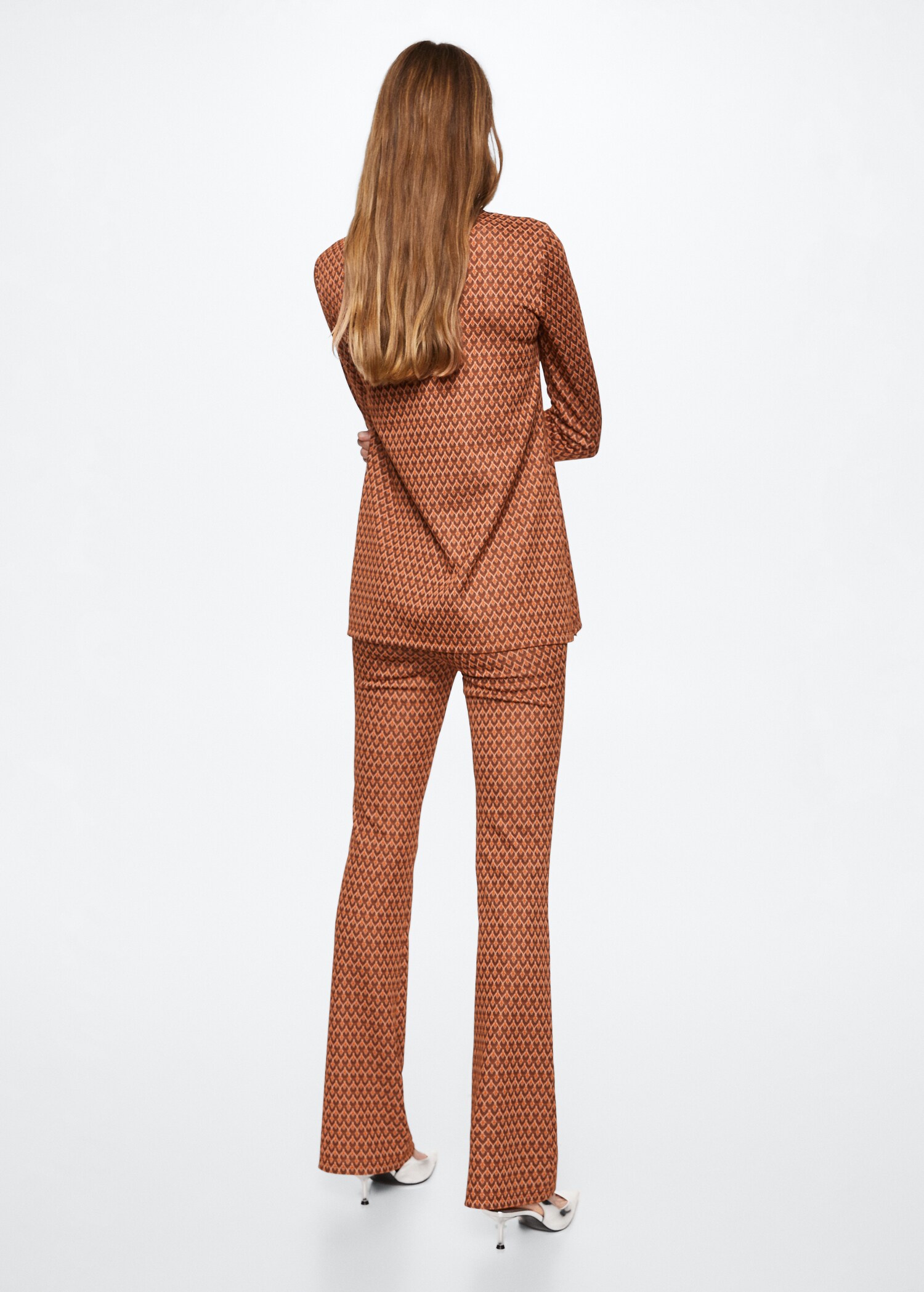 Pantalón flare estampado - Reverso del artículo