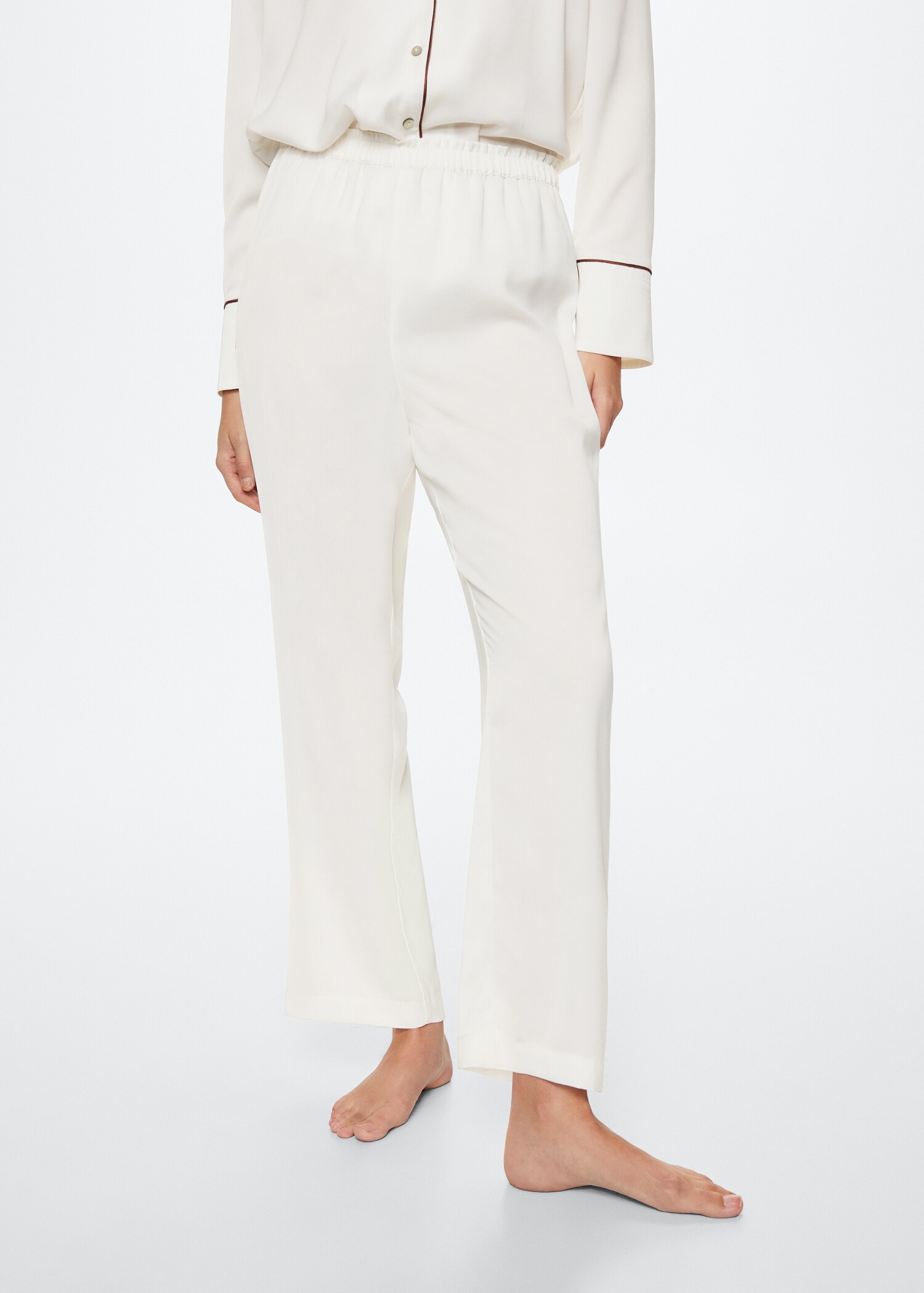 Pantalón pijama ribete contraste - Plano medio