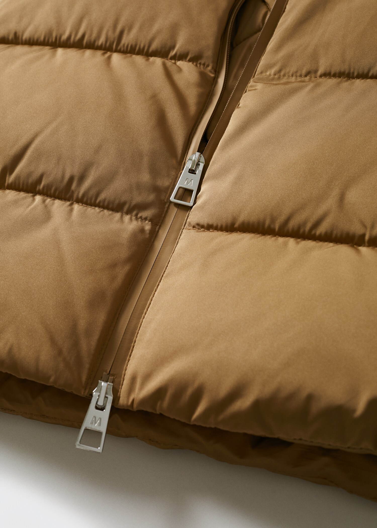 Hood quilted coat - Details of the article 8