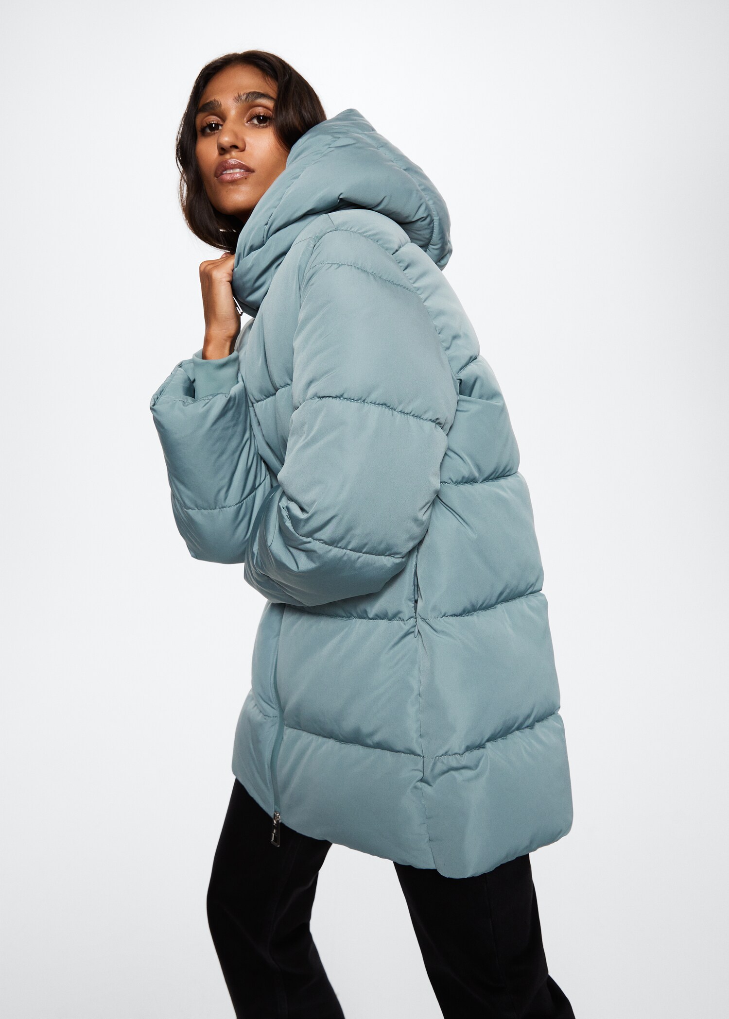 Hood quilted coat - Details of the article 2