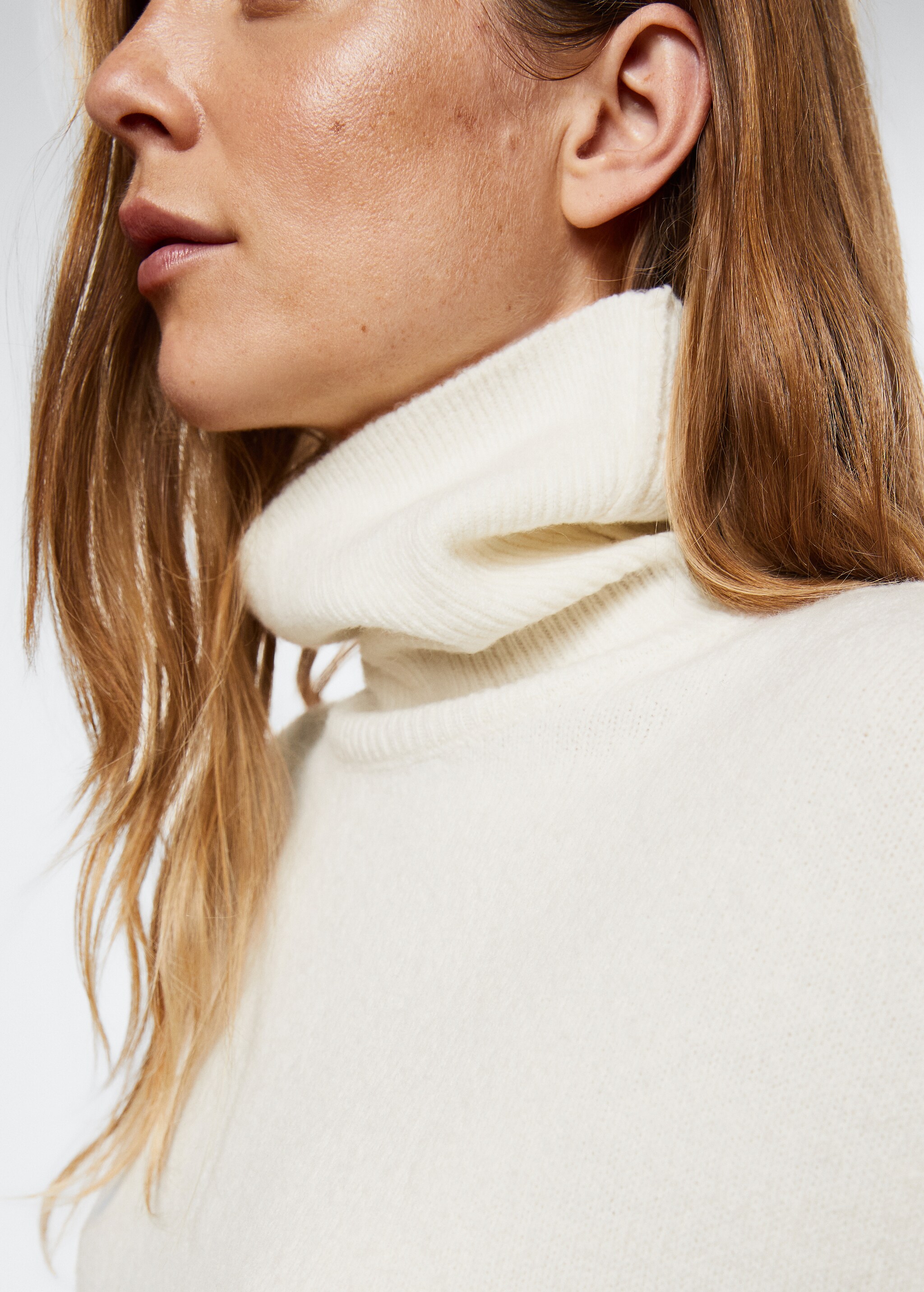 Turtle neck dress - Details of the article 6