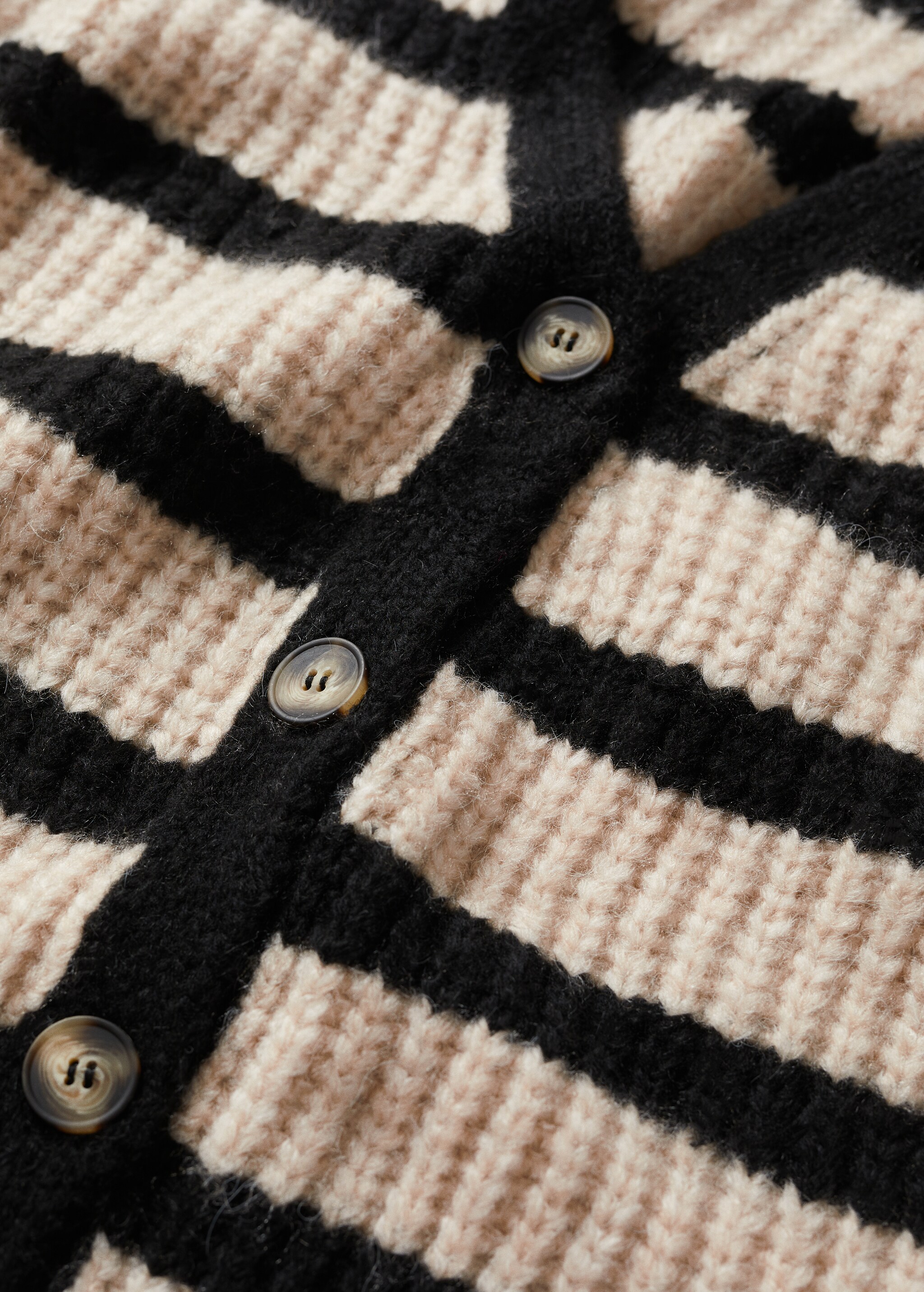 Striped cardigan with buttons - Details of the article 8