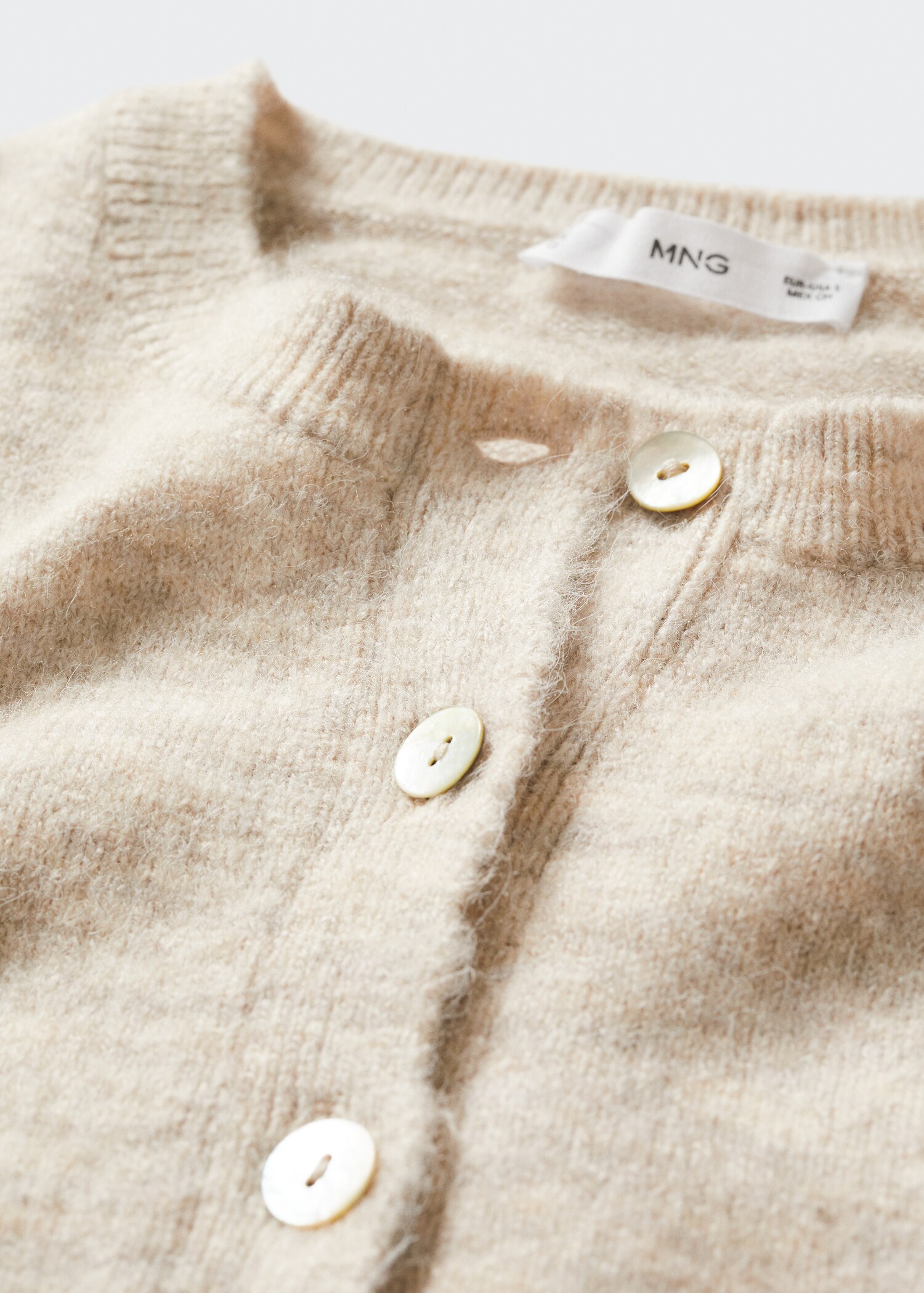 Knitted ribbed sweater - Details of the article 8