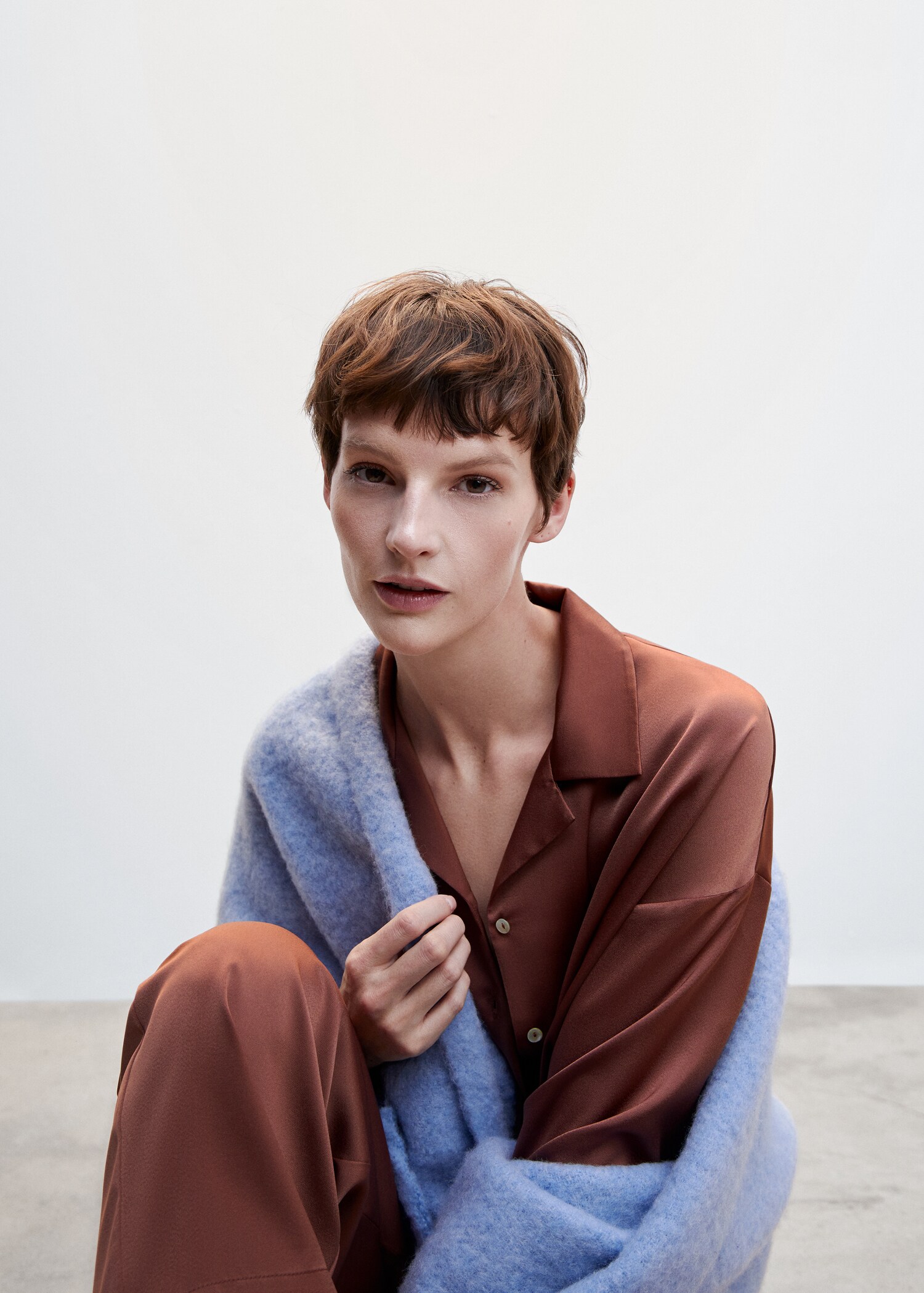Satin pyjama shirt - Details of the article 2