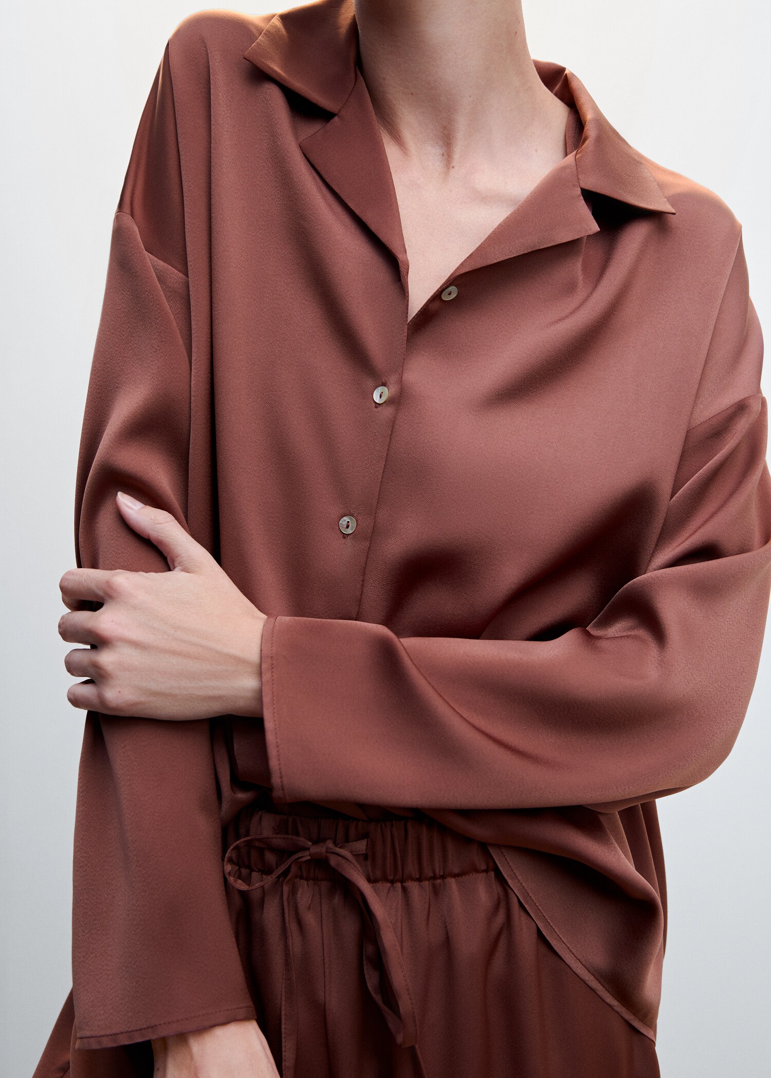 Satin pyjama shirt - Details of the article 6