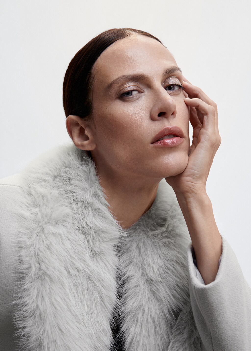 Detachable wool coat with fur-effect collar - Women | MANGO Detachable wool coat with fur-effect collar - Women | MANGO