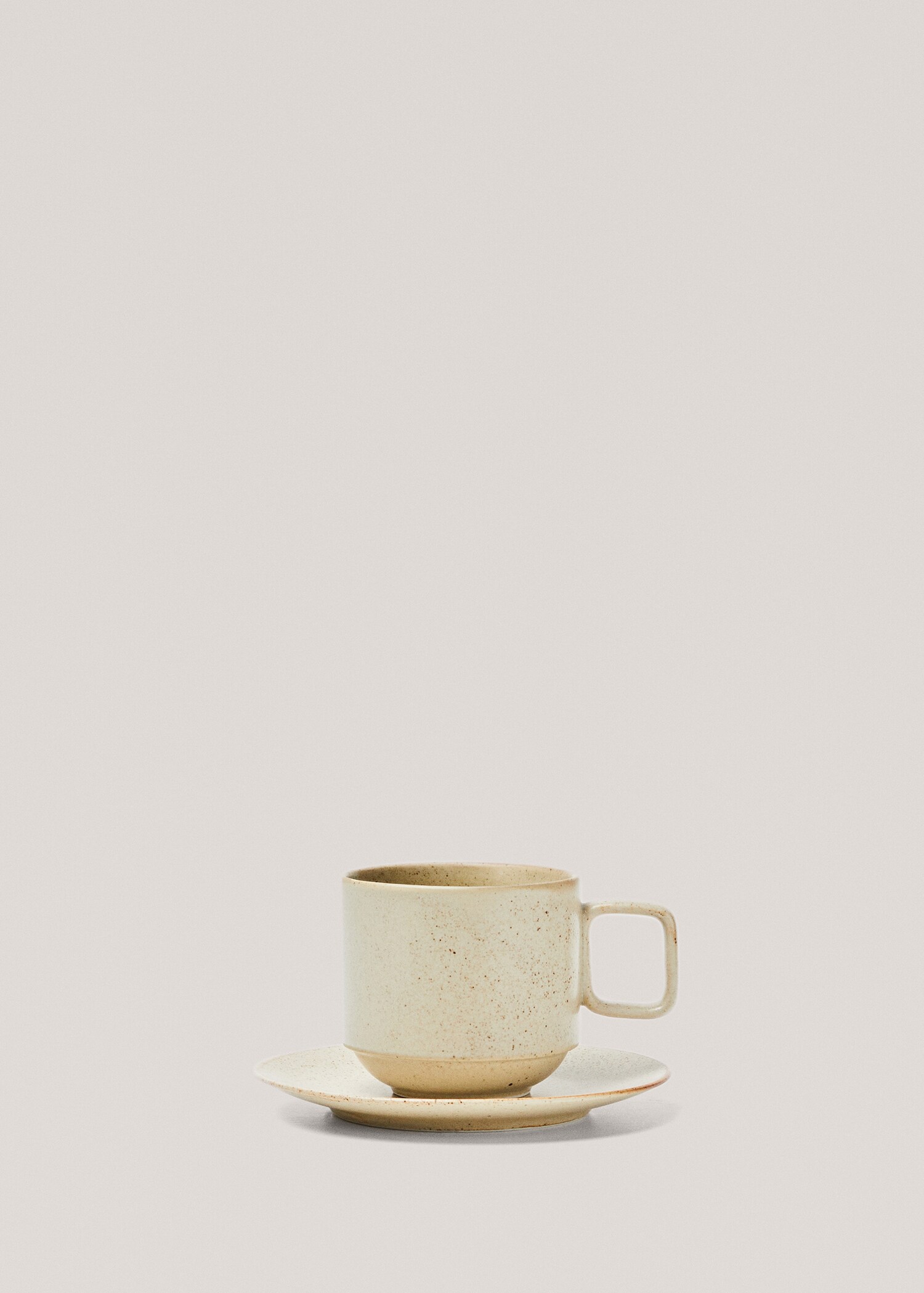 Tasse et soucoupe porcelaine - Article sans modèle