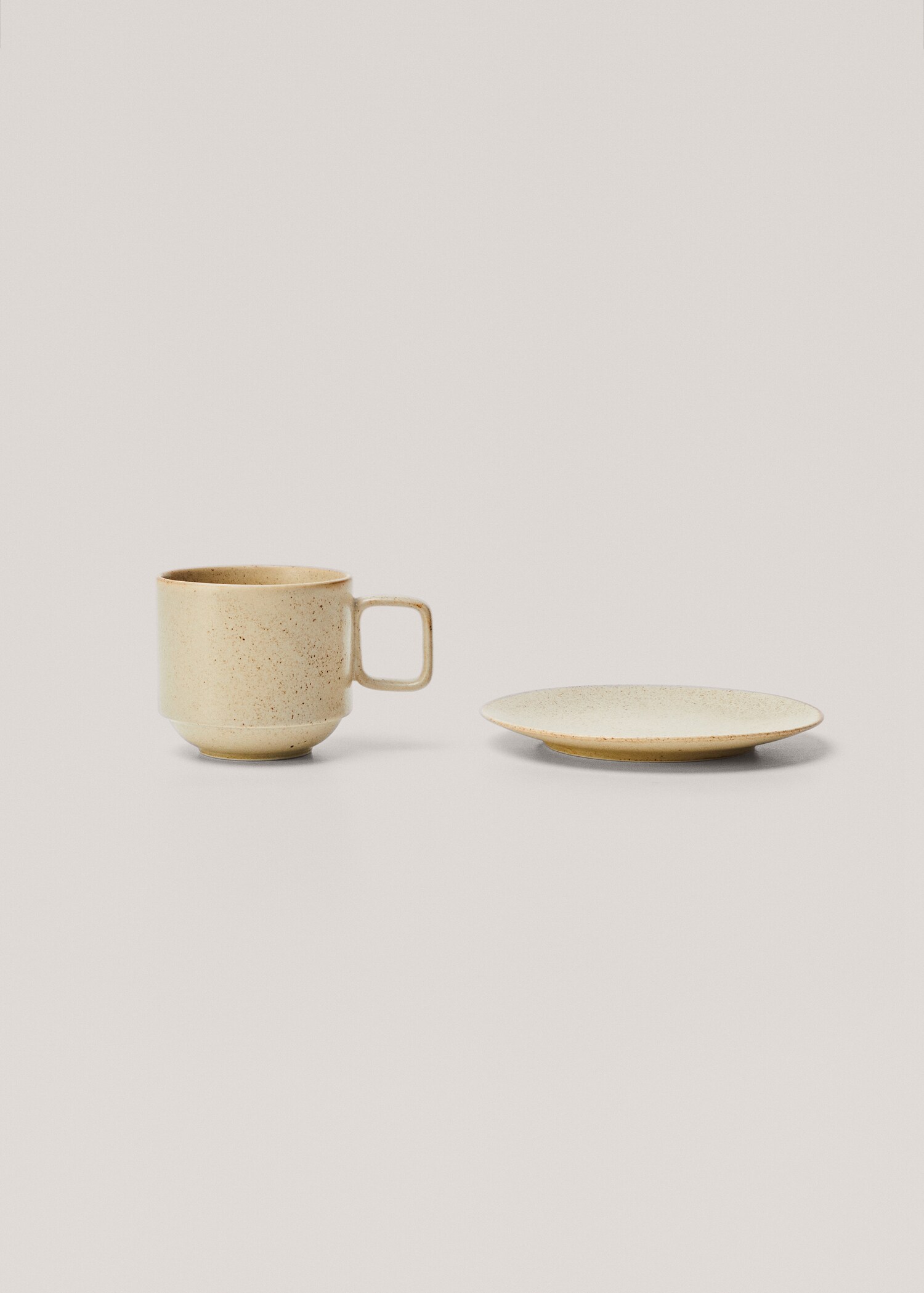 Tasse et soucoupe porcelaine - Détail de l'article 1