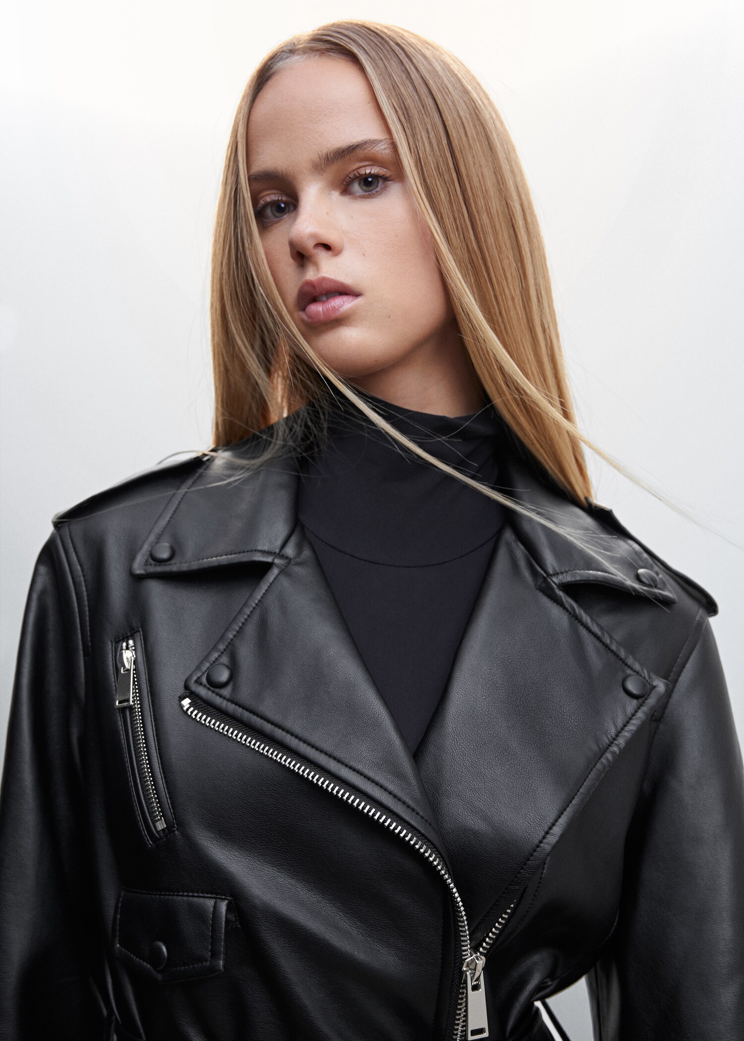 Imitatieleren trenchcoat met ritsen - Detail van het artikel 1