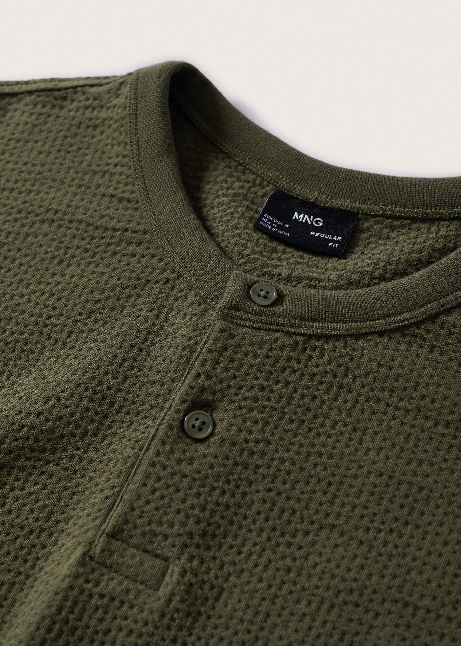 Camiseta seersucker cuello panadero - Detalle del artículo 7