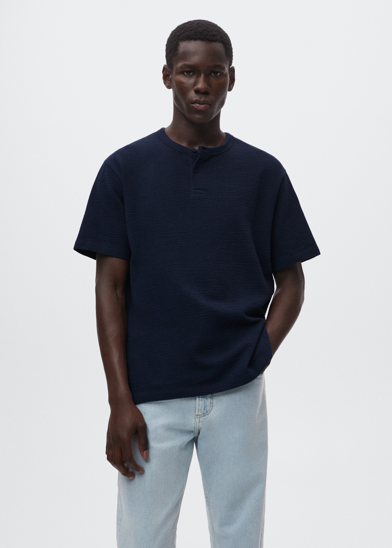 Baker neck seersucker t-shirt - Medium plane