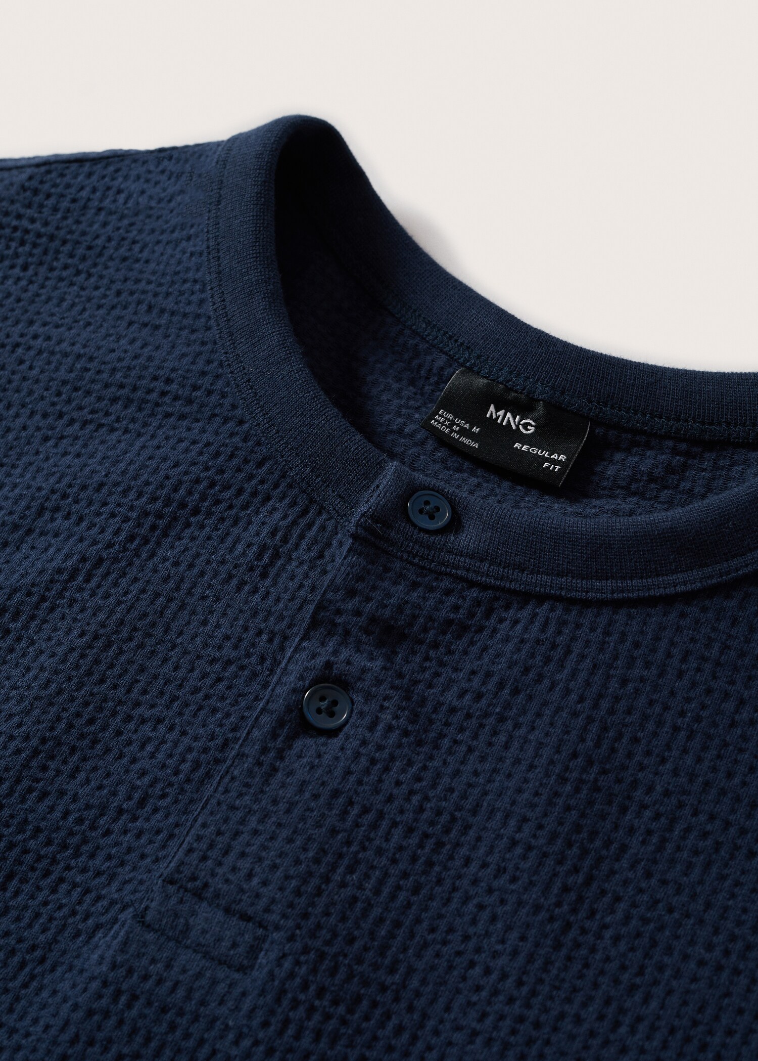 Baker neck seersucker t-shirt - Details of the article 8