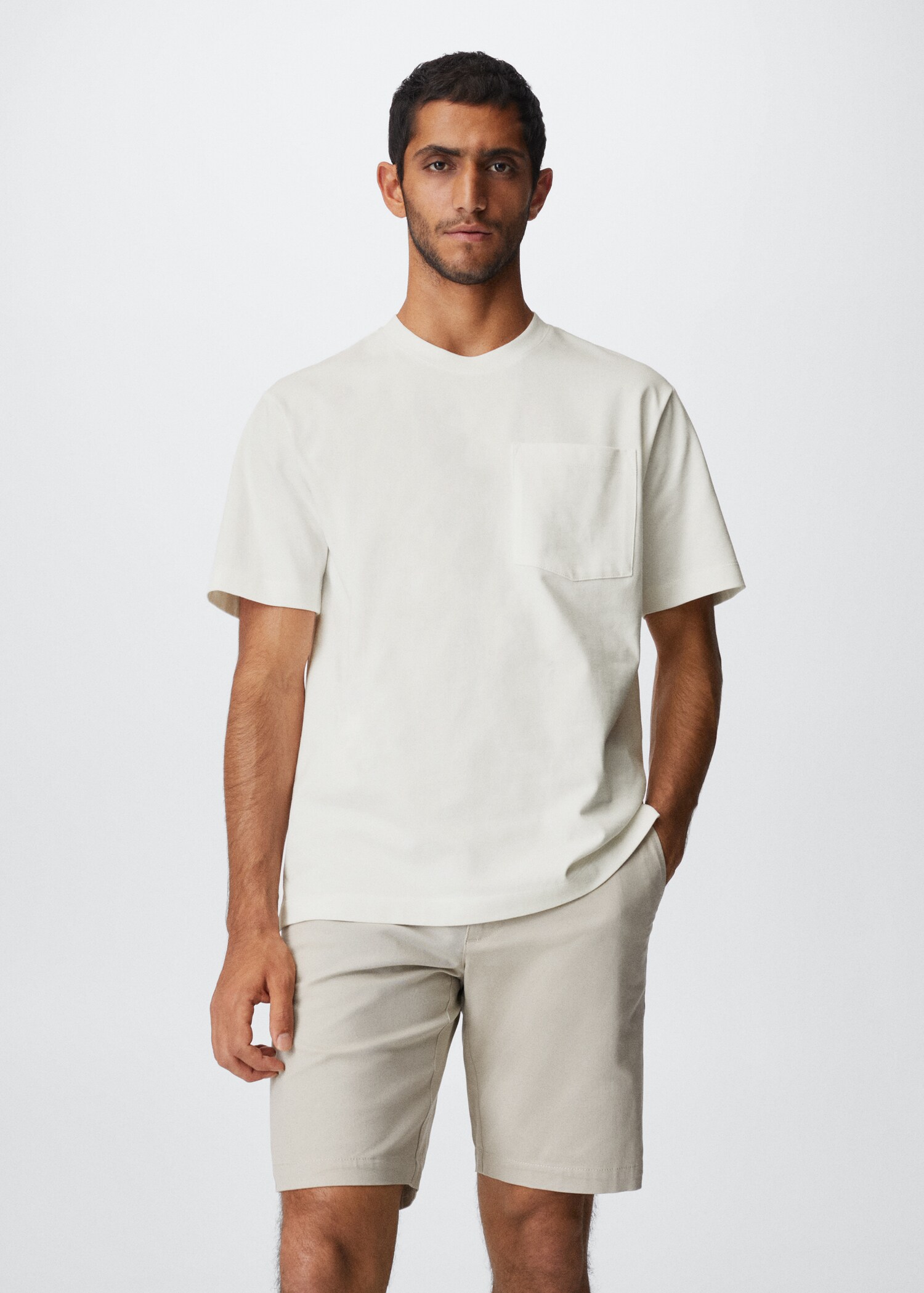 Baumwoll-T-Shirt mit Tasche - Mittlere Ansicht