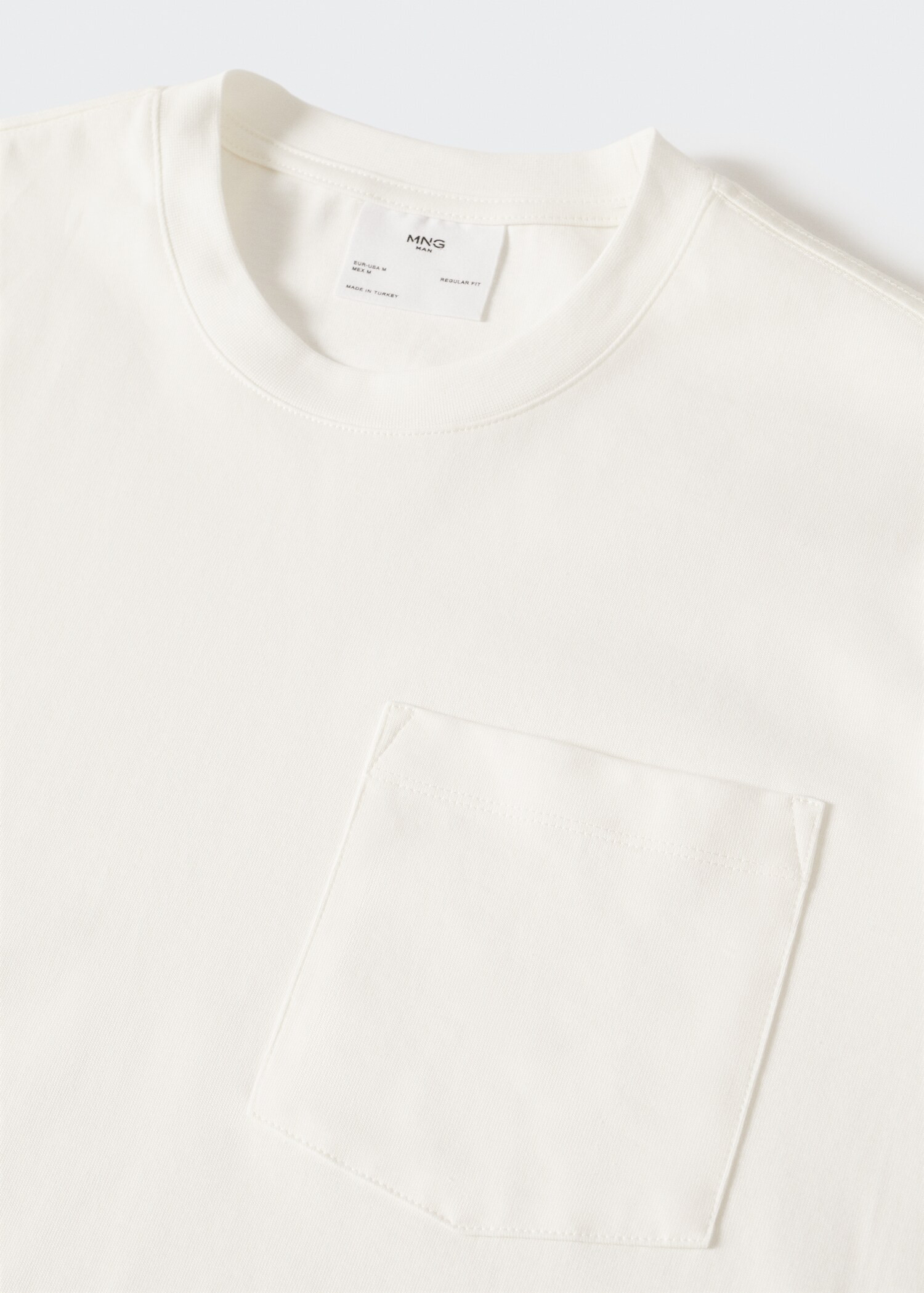 Baumwoll-T-Shirt mit Tasche - Detail des Artikels 8