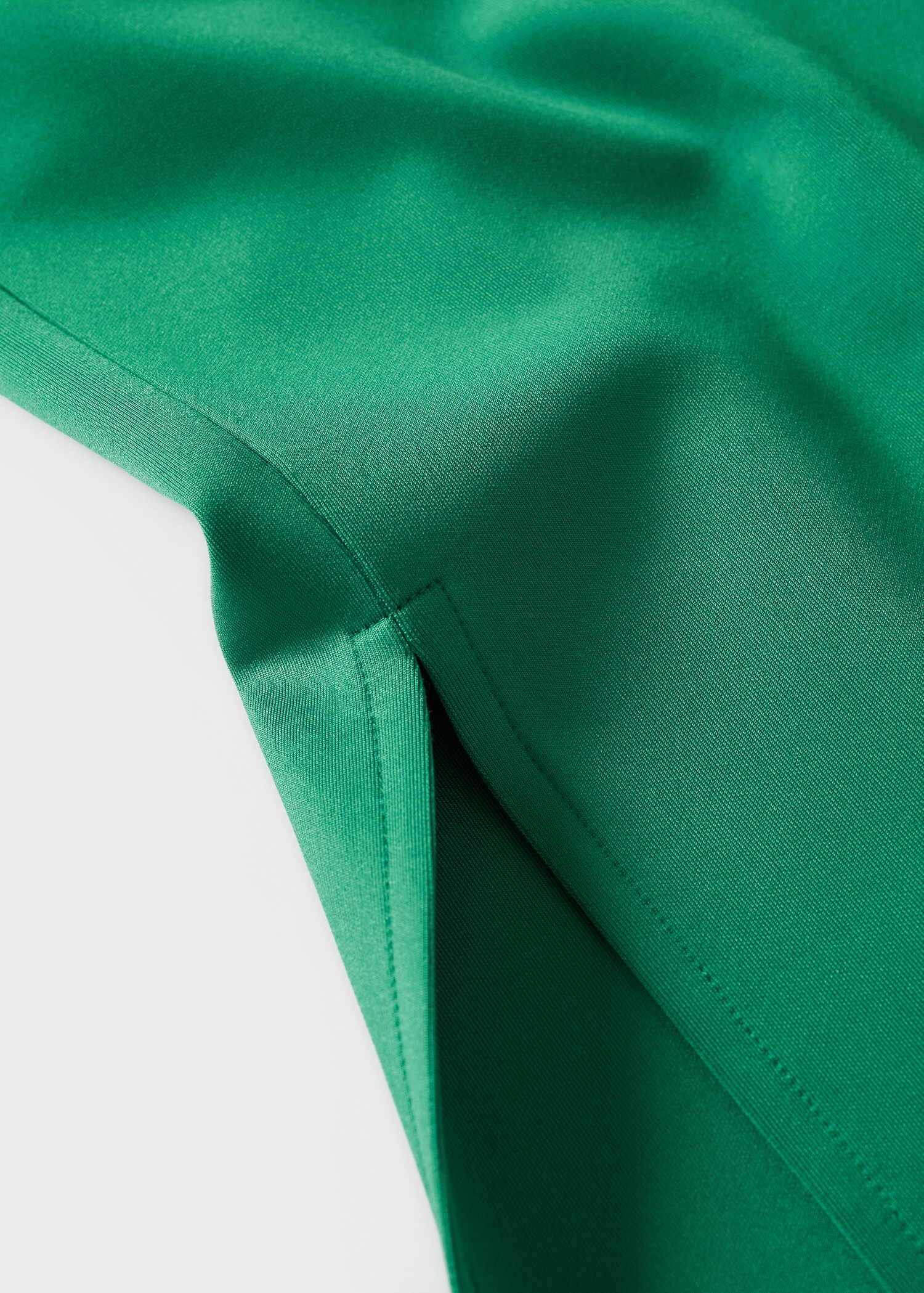 Slit hem pants - Details of the article 8