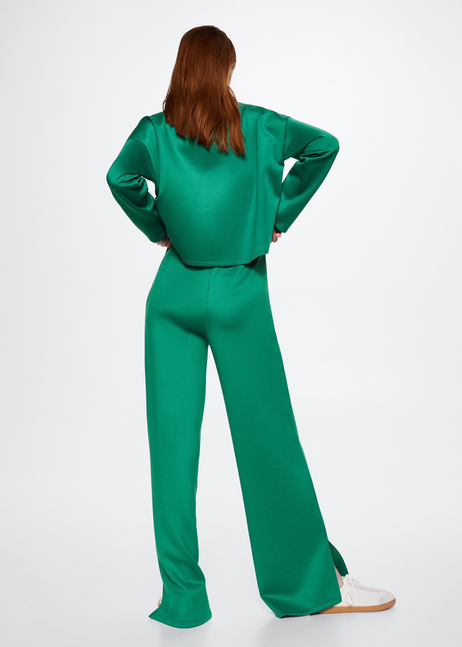 Slit hem pants - Reverse of the article